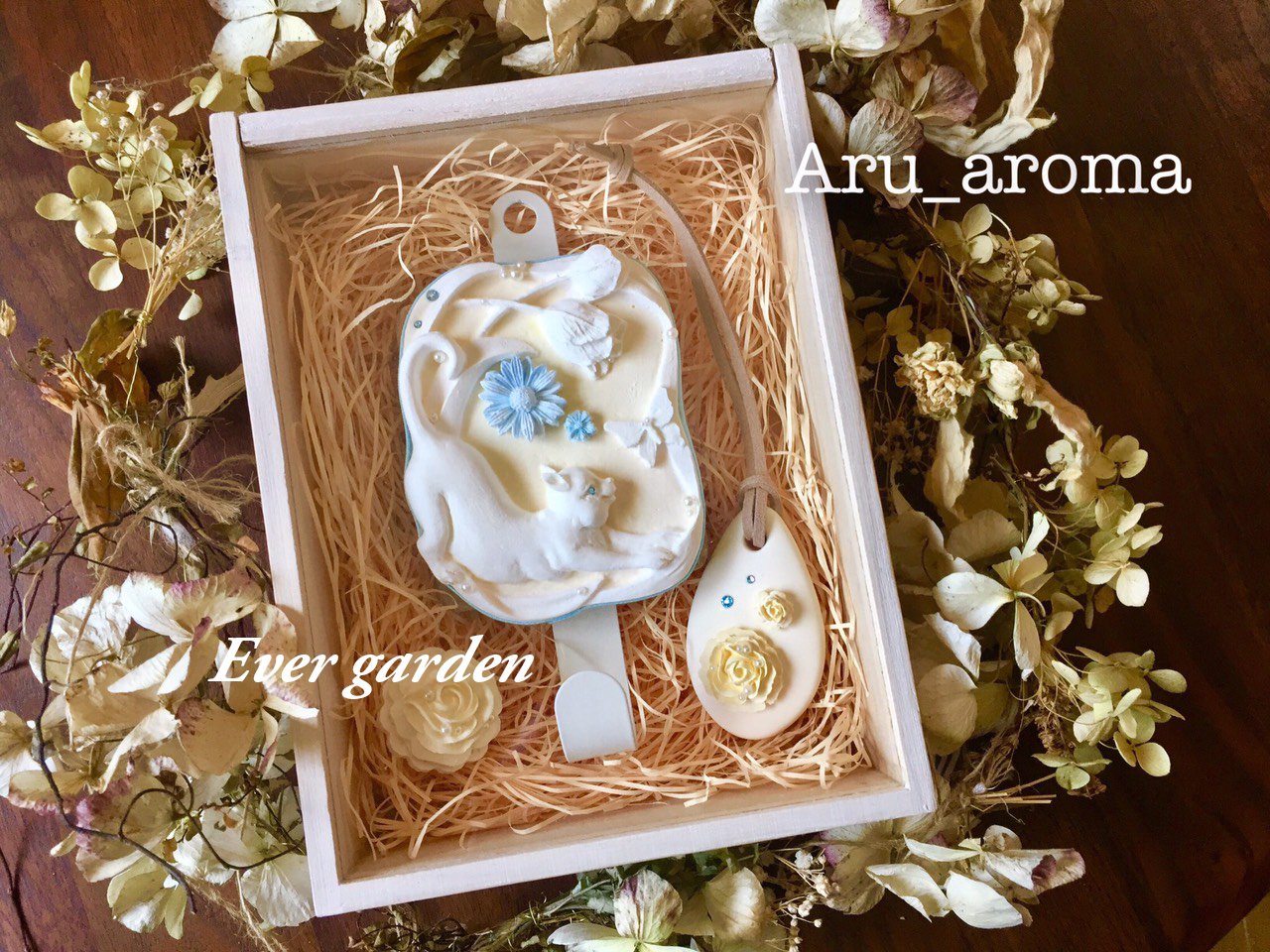 [Jamais jardin] moule en silicone chat et papillons de chat / arôme / handmade soap / argile de resine / resine / moule en silicone haute Stone / die-cut Type / outil de kit