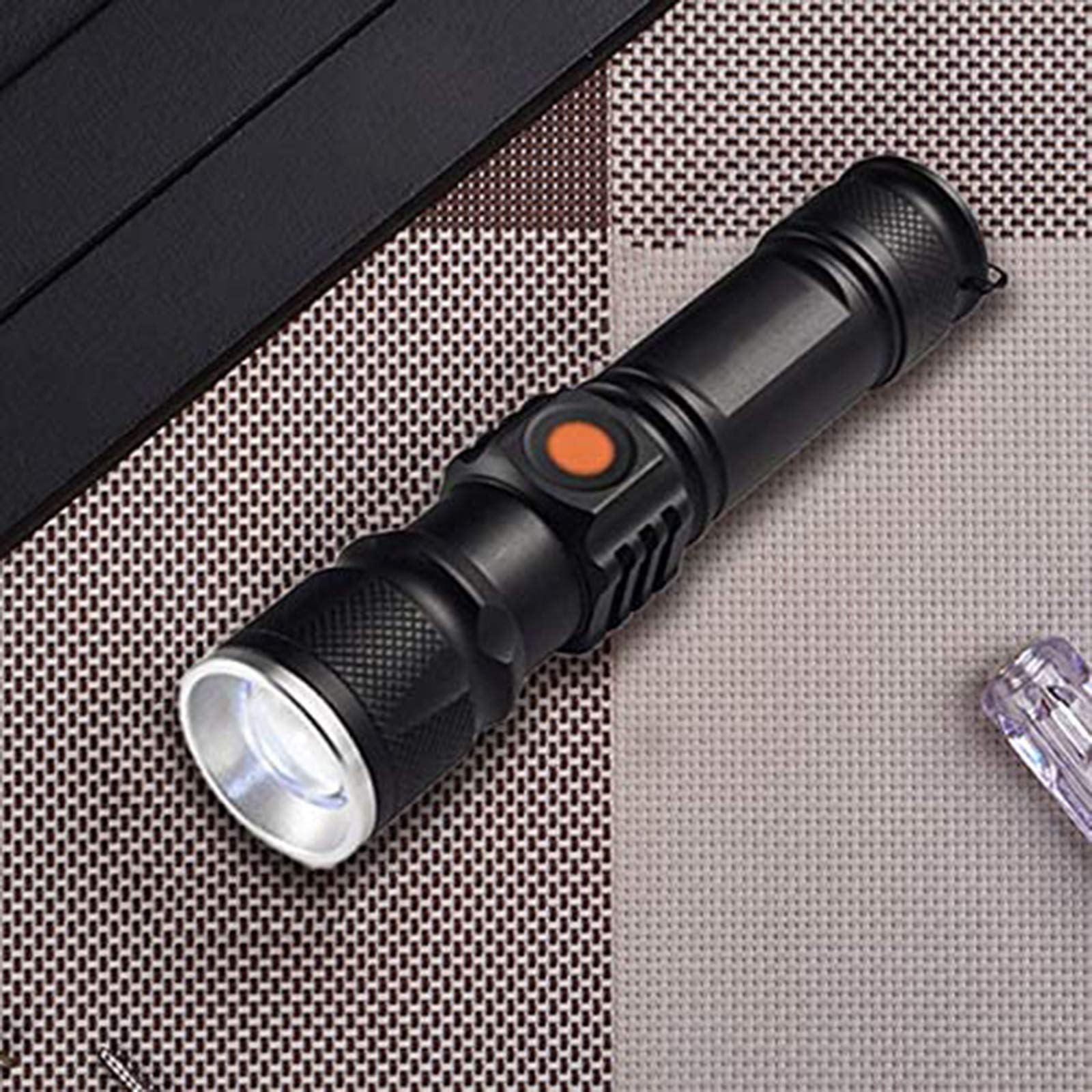 Torcia faro portatile ricaricabile ( LED 5W 380 lm ) Rosso e