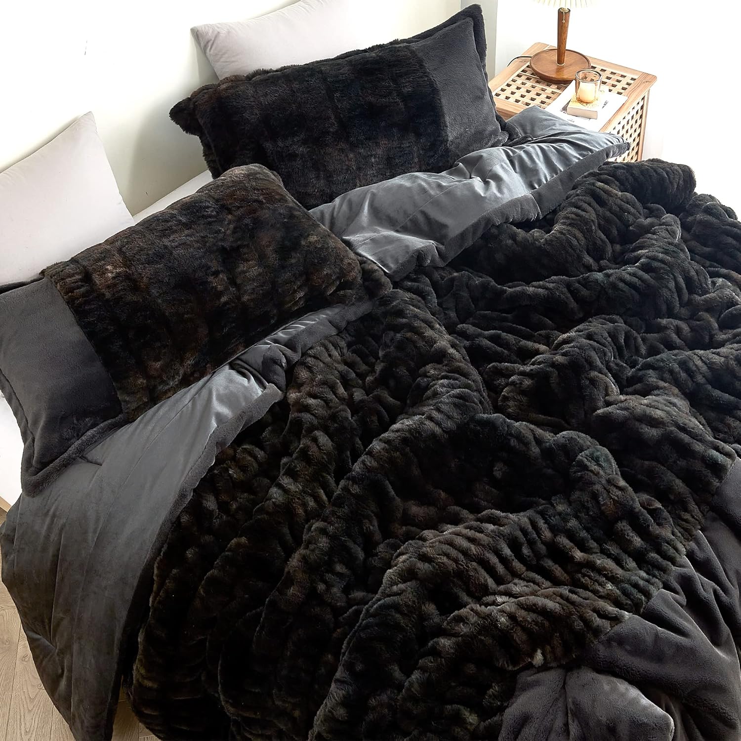 Byourbed Badland Wolf - Coma Inducer® Oversized Twin Comforter Set - Black Night (Twin XL)