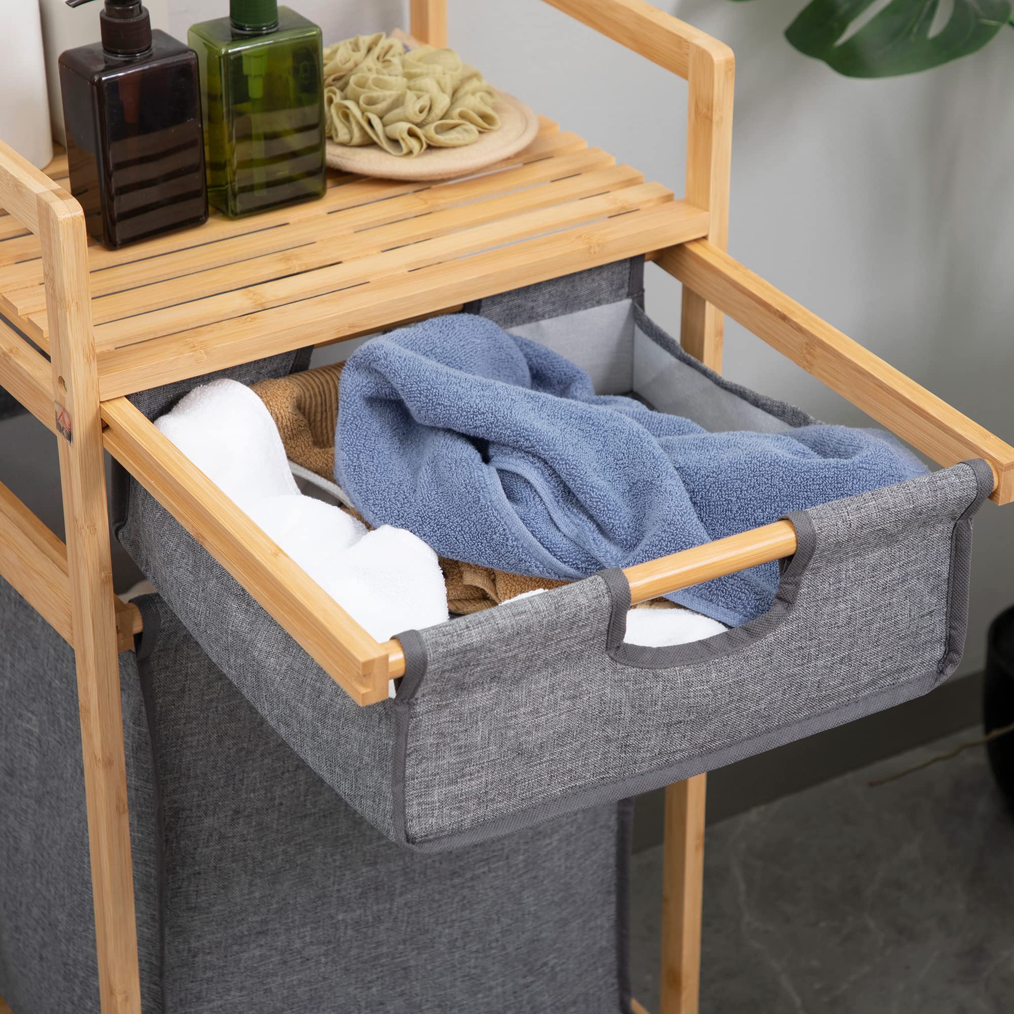 HOMCOM Mueble Cesto para Ropa Sucia de Bambú 2 Bolsas 42x35x84,5 cm Gris | Cesta para la Colada, 2 Bolsas de Tela Extraíbles, Estante Abierto, 2 Asas Laterales, 4 Ruedas