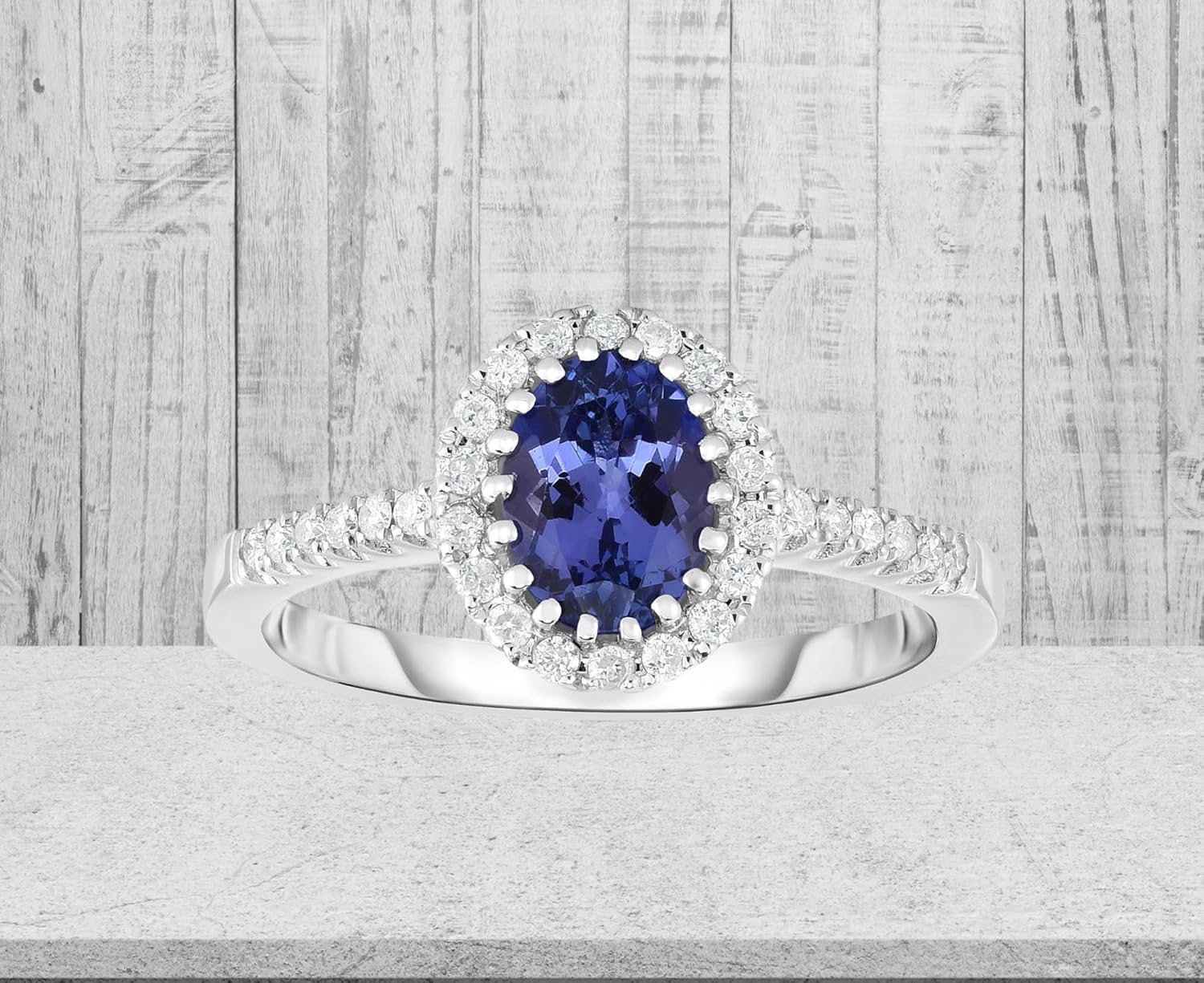 14K White Gold Genuine Tanzanite 7/8 Ct Oval, Diamond Ring. Size 8 - Image 4