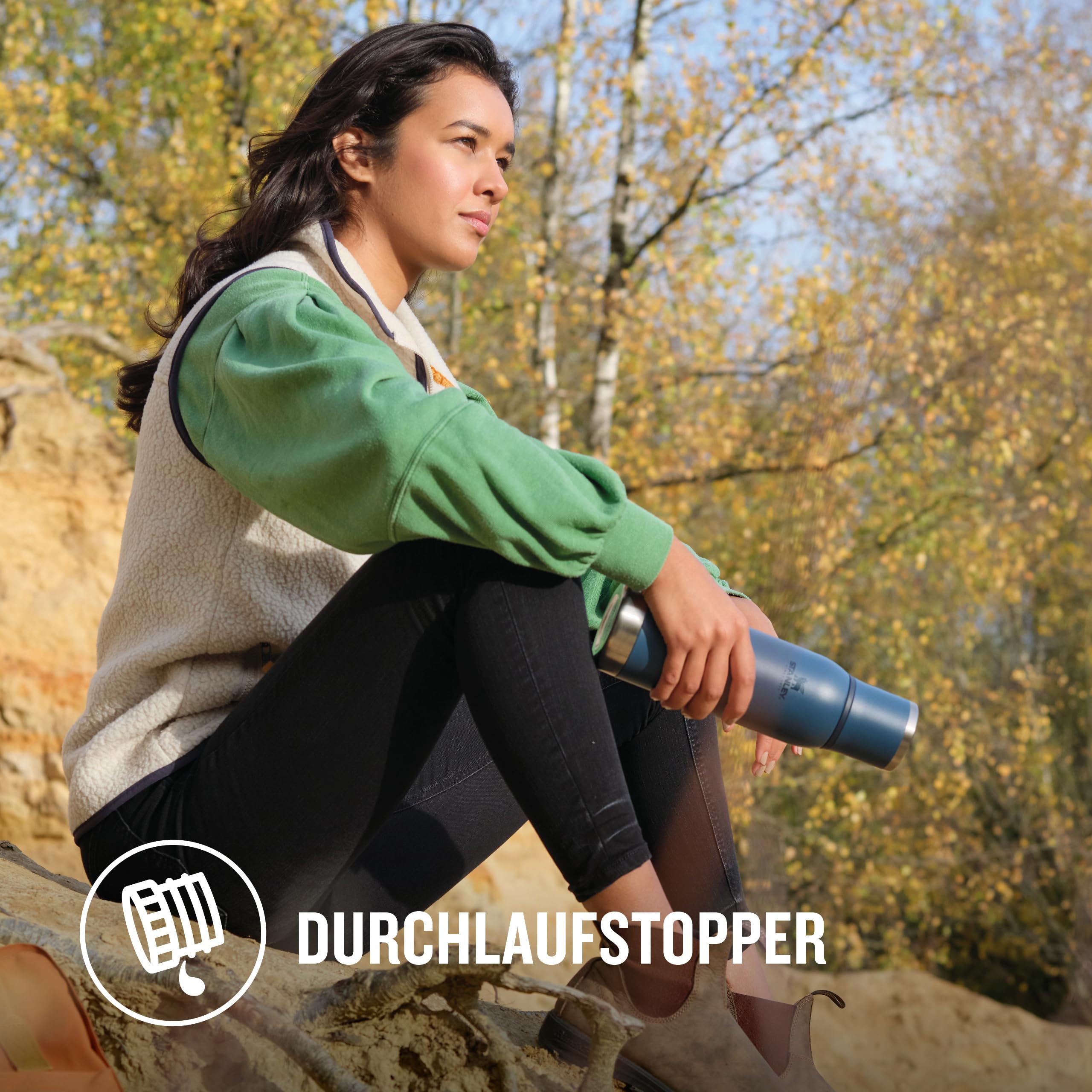 Stanley 1913 Adventure To-Go Thermosflasche 1.0L - Black | Hält 25 Std. heiß - 27 Std. kalt - Auslaufsicher - BPA-frei - Deckel dient als Becher