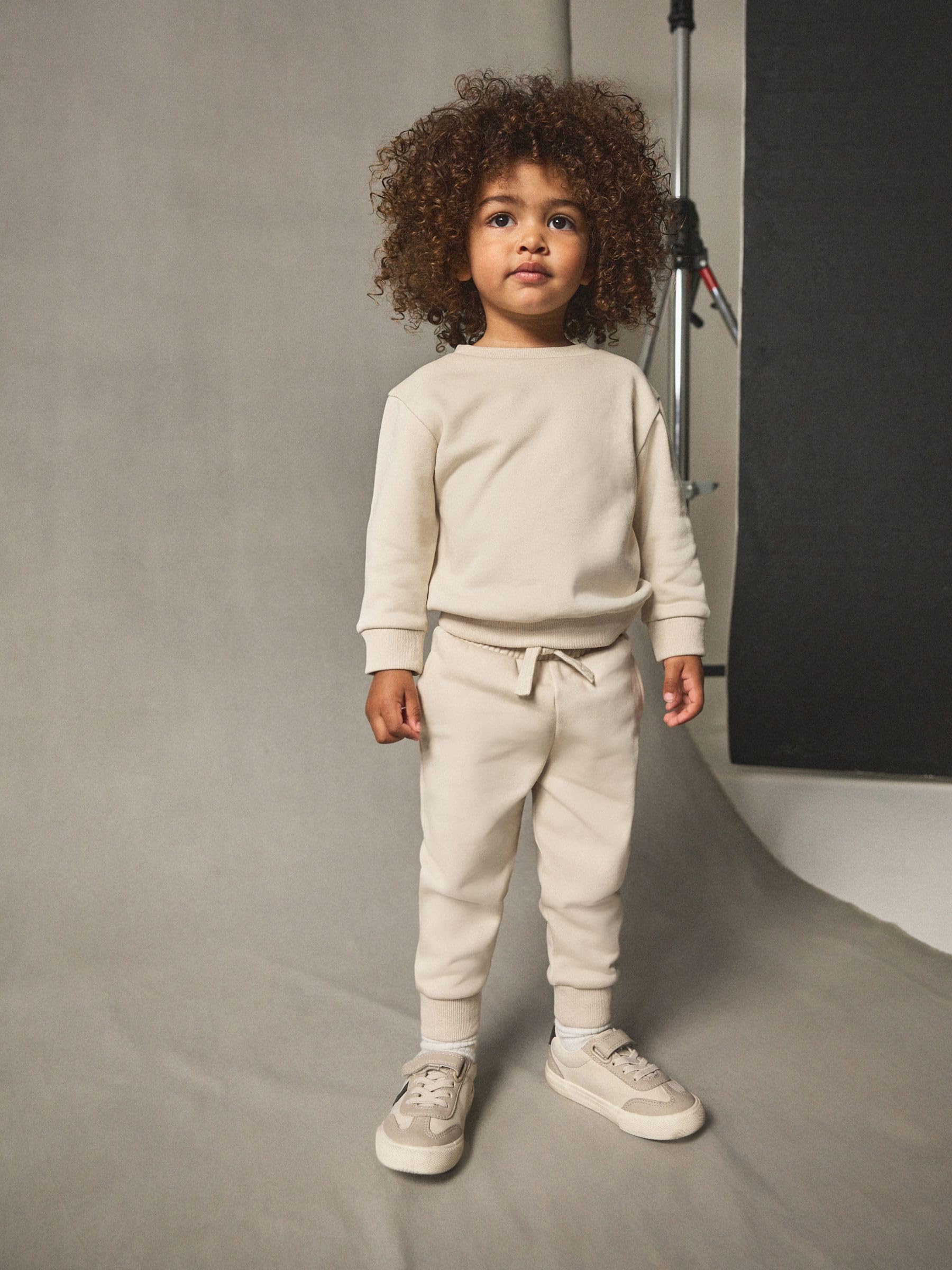 NEXT Niños Conjunto de sudadera y pantalones de chándal lisos