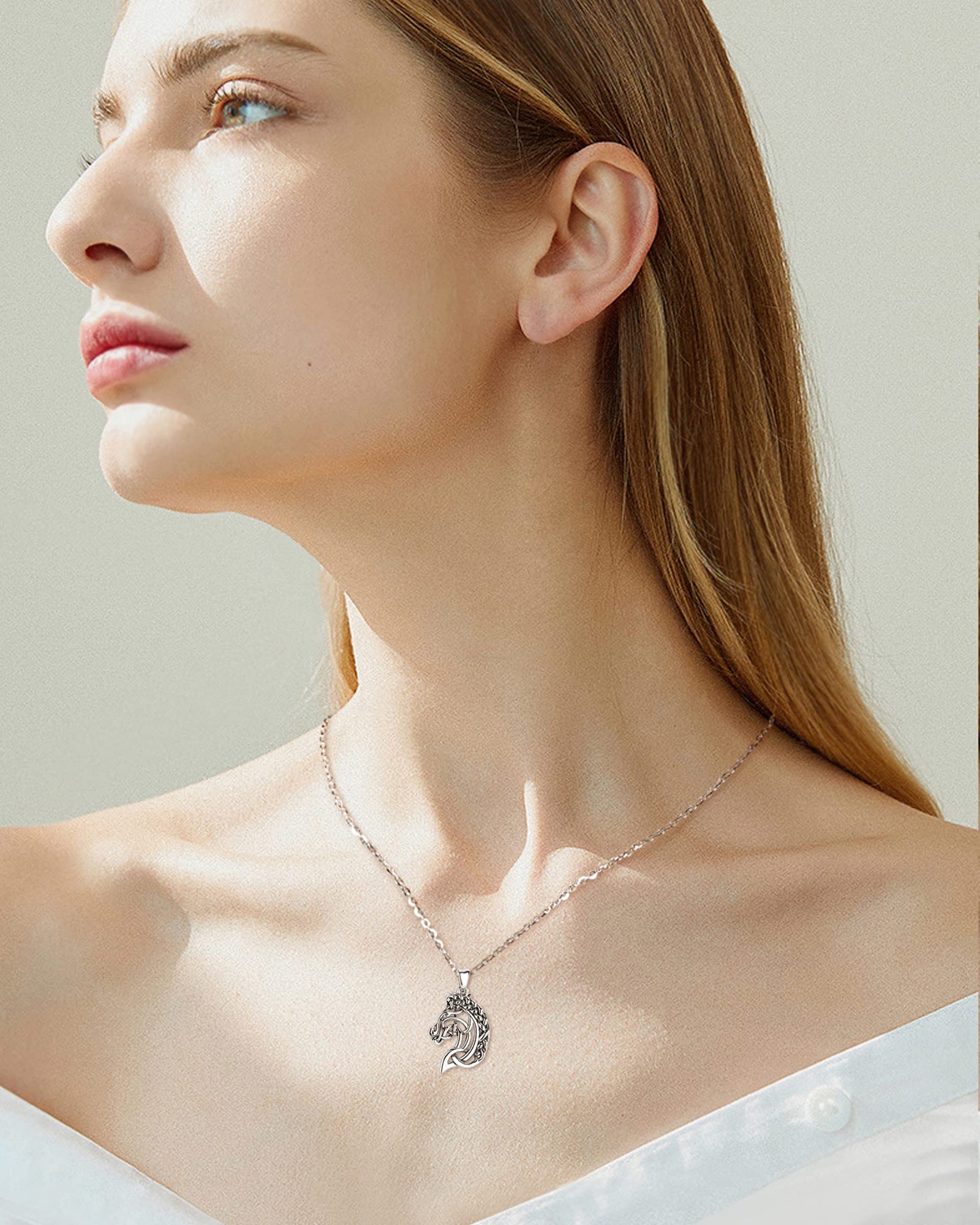 CELESTIA Collar Caballo Mujer Plata de Ley 925 Colgantes con Cadena Acero Inoxidable 50 CM, Joyas Animales, Regalos para Amantes Caballos