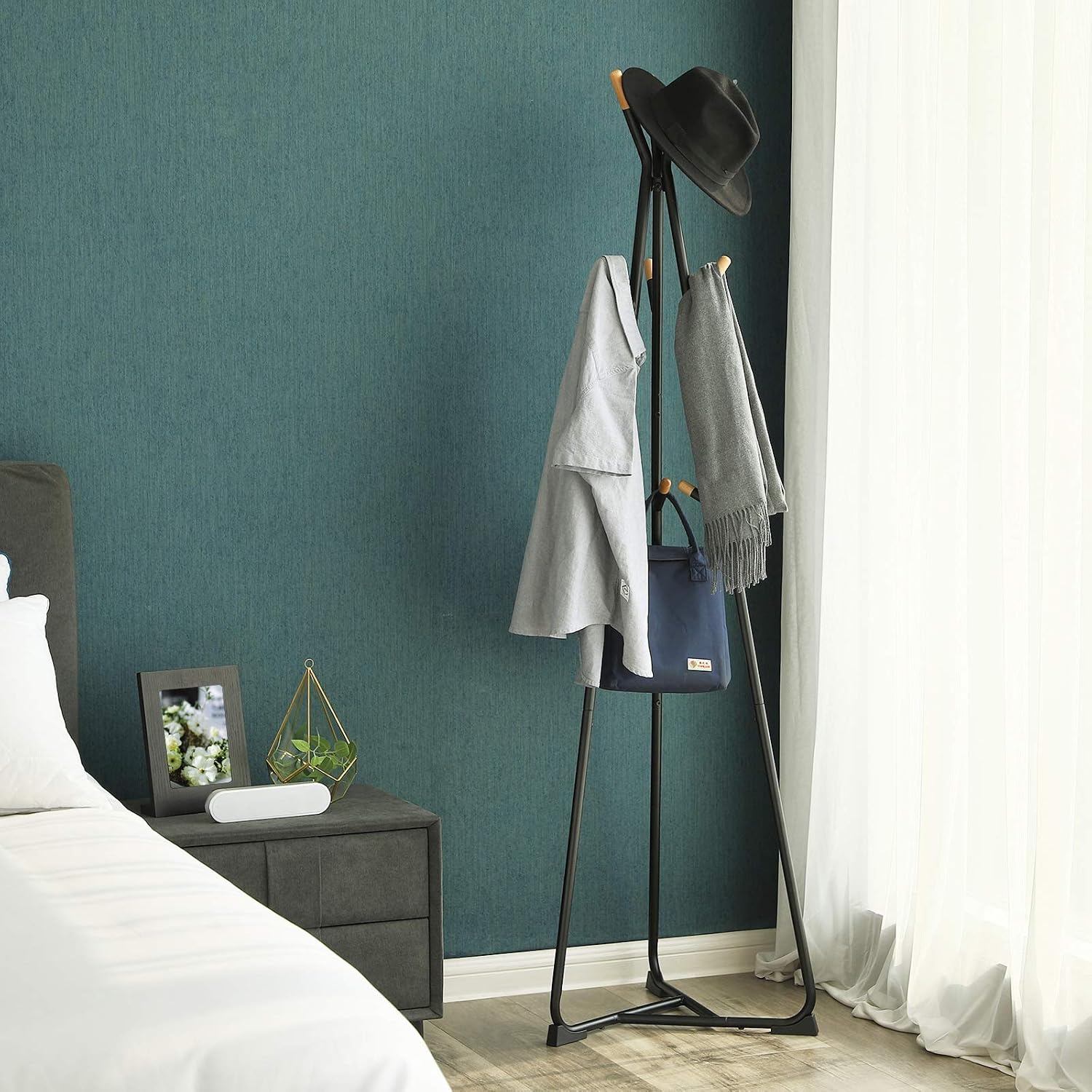 SONGMICS Coat Rack Stand, Coat Tree, Hall Tree Free Standing, with 9 Beech Wood Hooks, for Clothes, Hat, Bag, Black, Natural Grain
