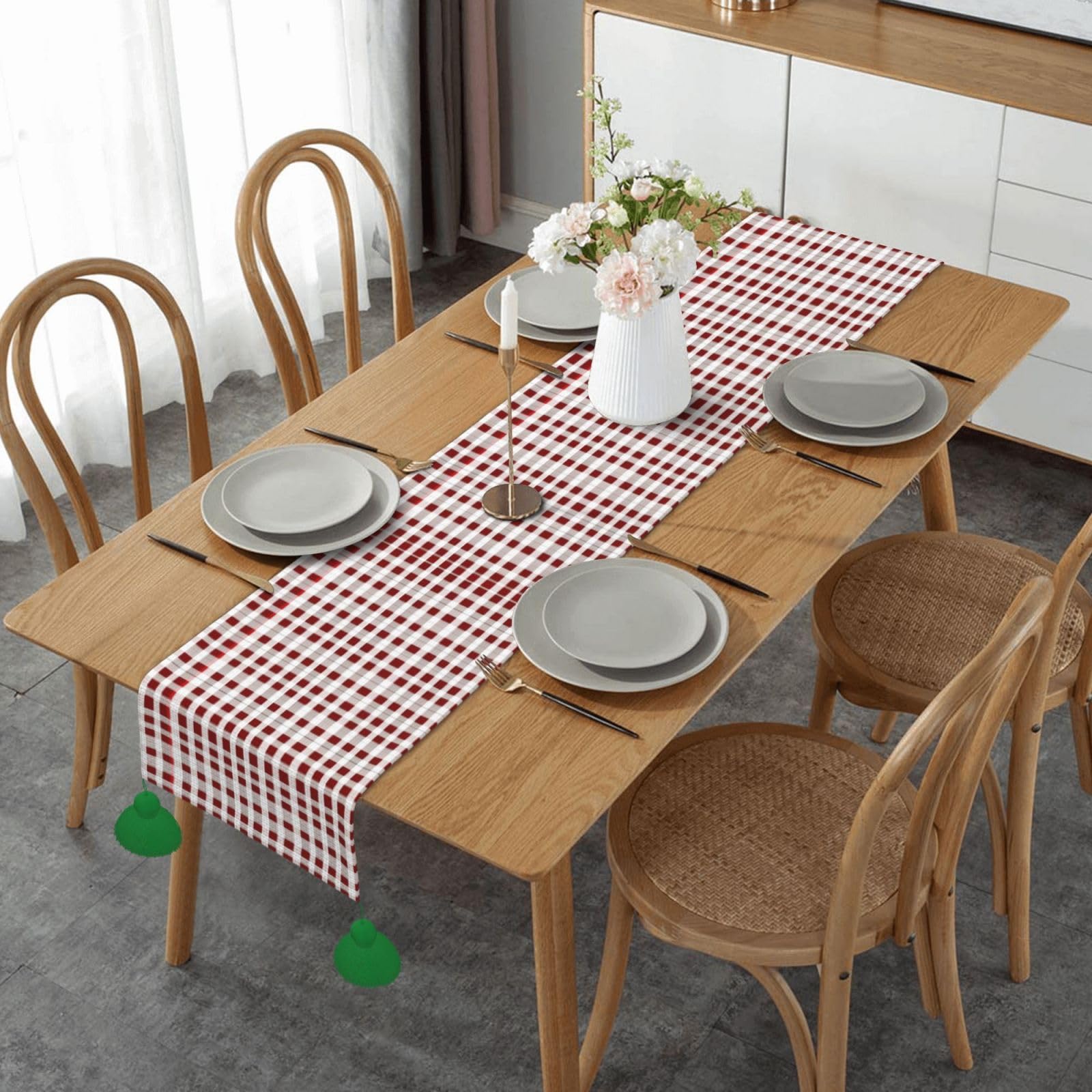 Chemin de table à carreaux pour mariage champêtre et grand repas