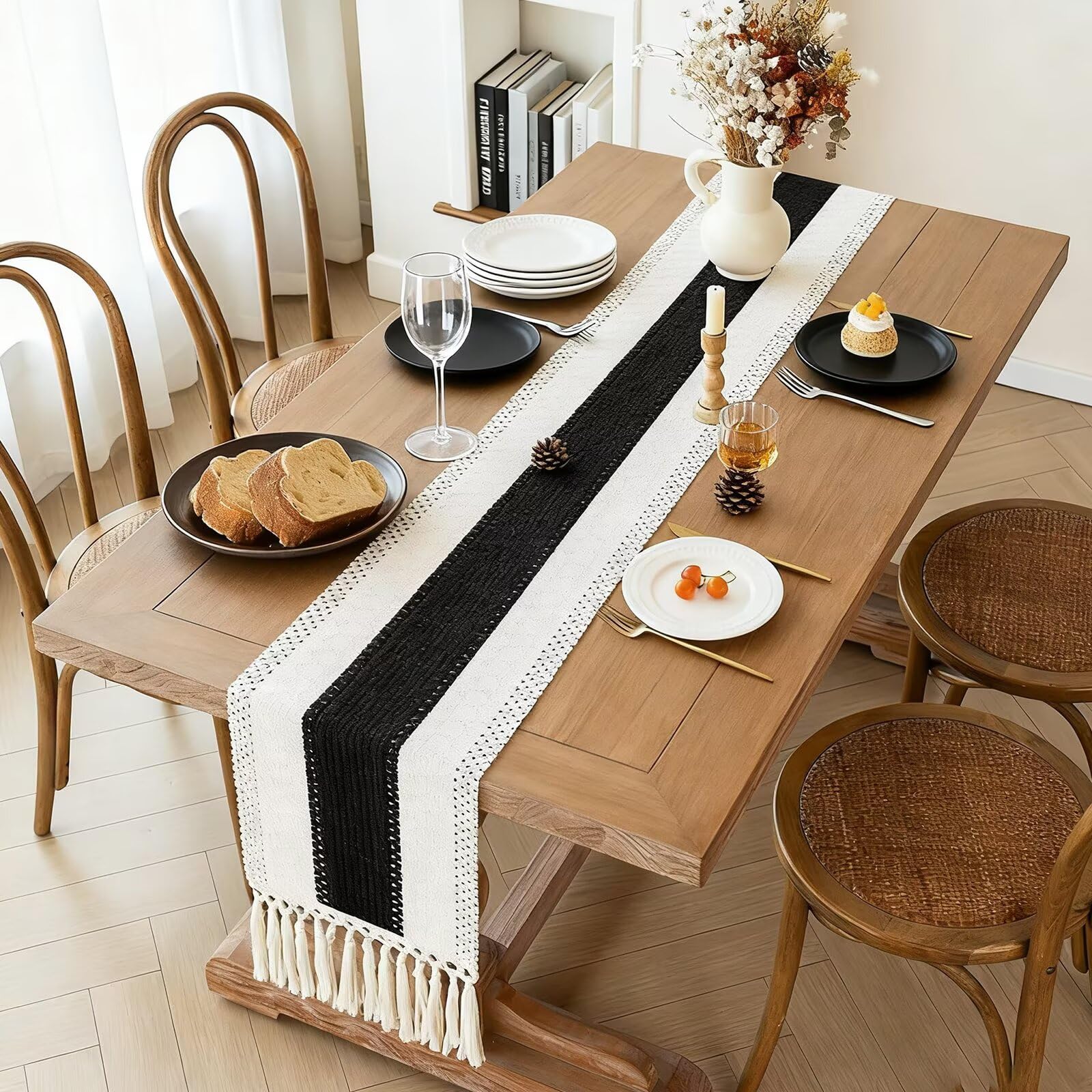 30 cm x 220 cm Linen Table Runner Rustic Farmhouse Style , Striped Linen Table Runner Long with Tassels for Dining Room Kitchen Reading Dresser Décor
