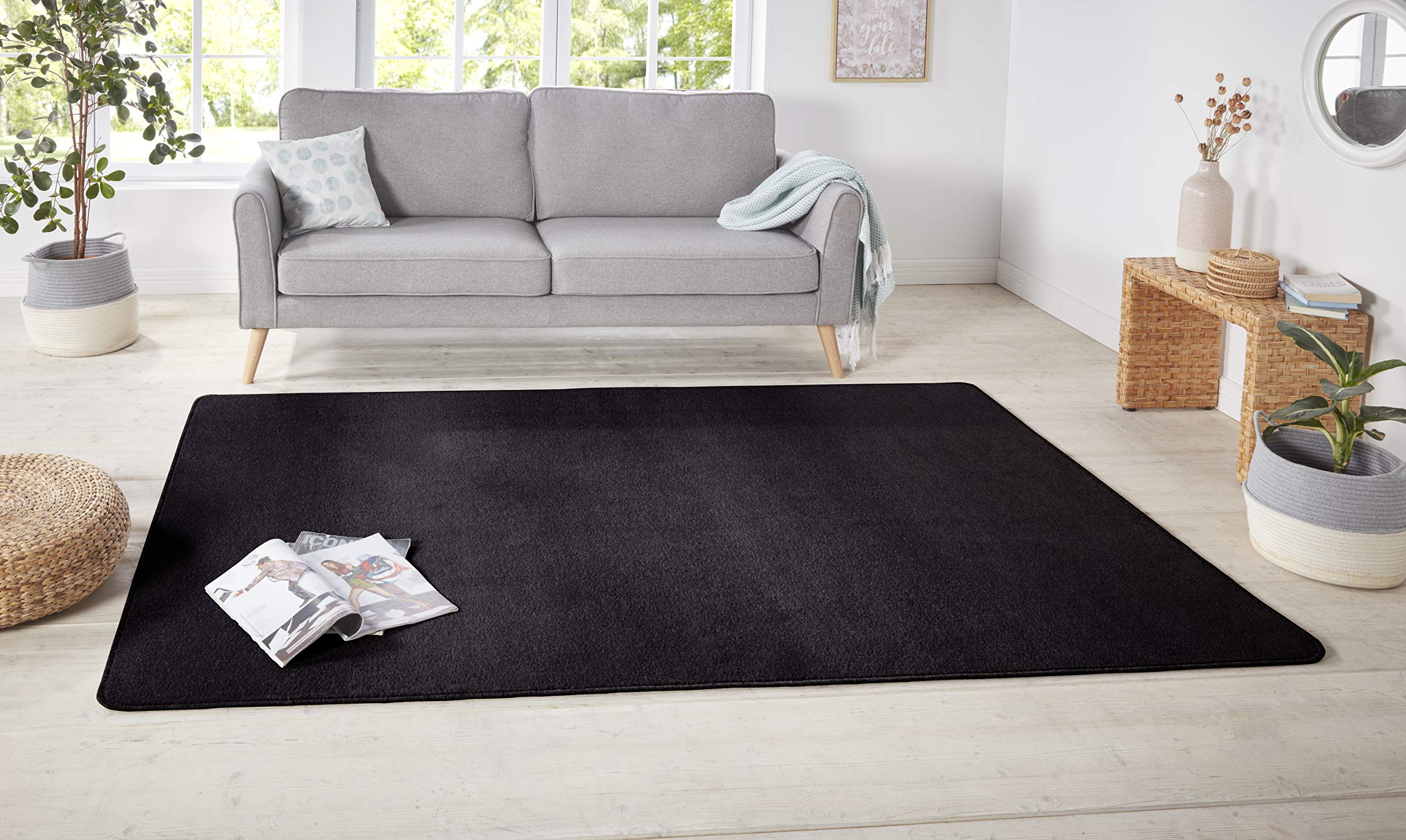 Hanse Home Nasty Alfombra de Pelo Corto Monocolor, para Comedor, salón, habitación de los niños, Pasillo, Dormitorio, Cocina, Color Negro, 80 x 150 cm, Polipropileno