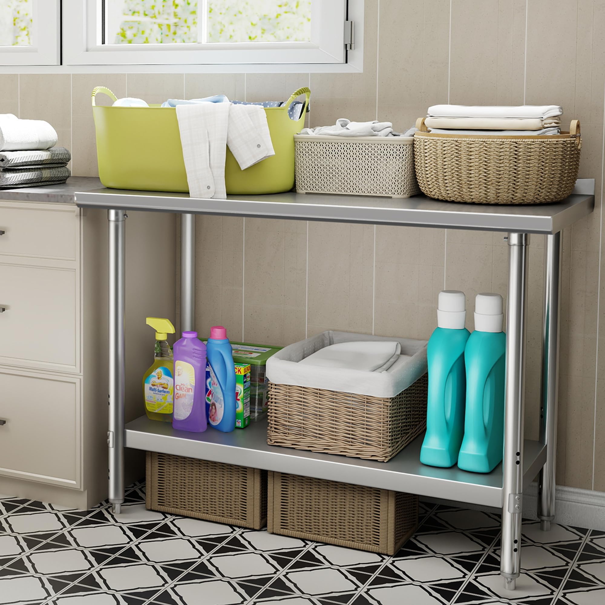 HARDURA Mesa de Acero Inoxidable 61x122 cm, Mesa de Trabajo para Cocina Comercial con Estante Inferior Ajustable y Salpicadero