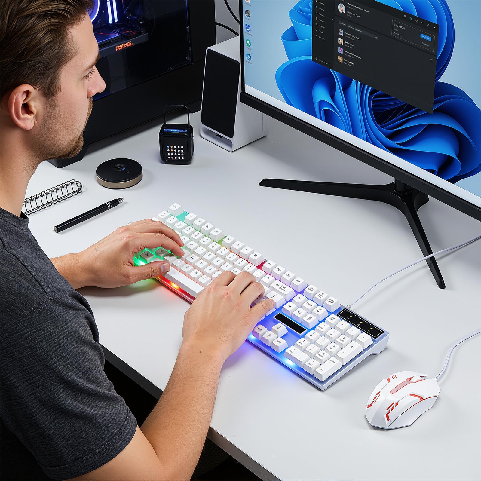 Uonlytech Set Tastiera Bianca Cablata Mouse Ergonomico Usb, Tastiera 104 Tasti in Abs Design a Tasti Flottanti per Accessori Computer Gaming