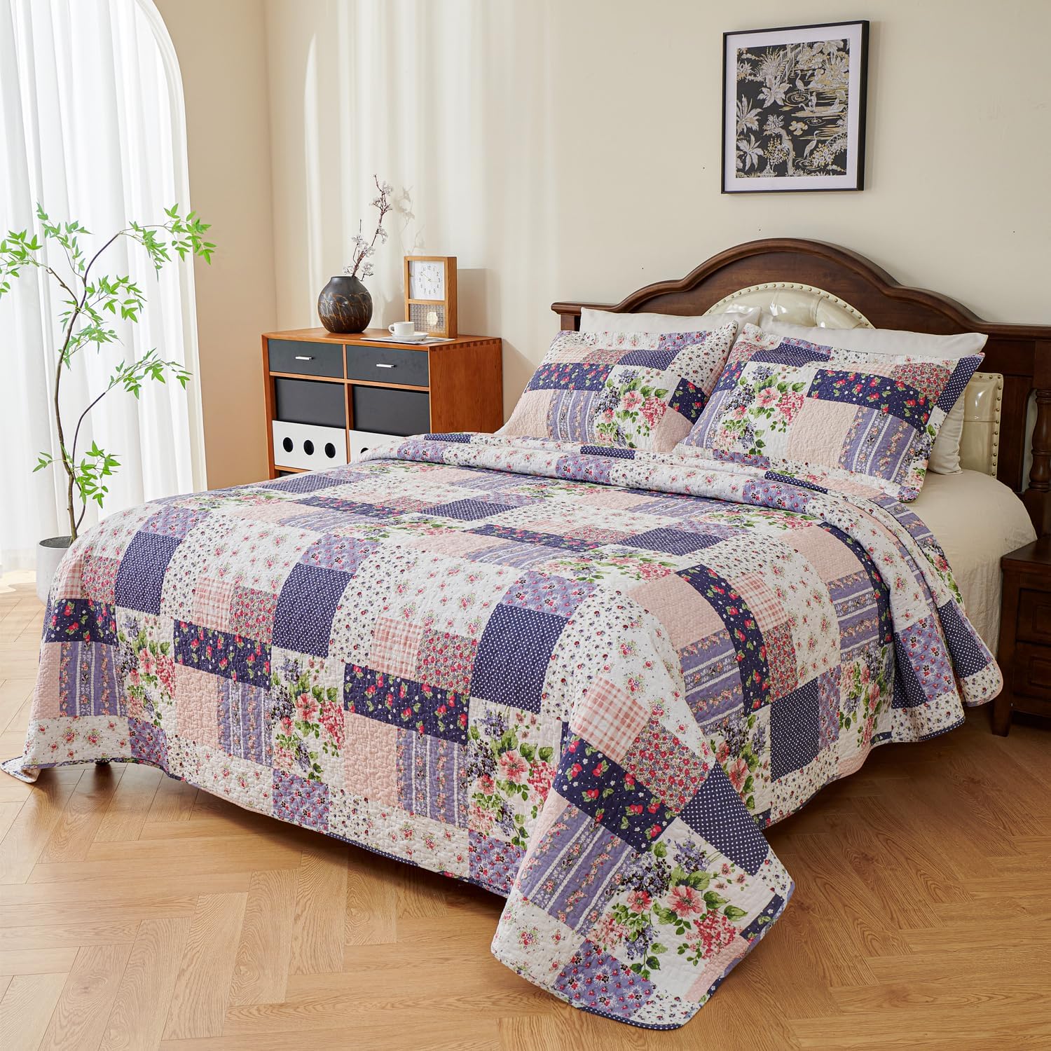 EVENHUG 100% Cotton Patchwork Quilt King Size Set Lightweight Floral King Quilts Bedding Set Bedspread Coverlet Reversible Bed Cover with Pillow Shams for All Seasons 3 Pieces (106"X96") - Image 5