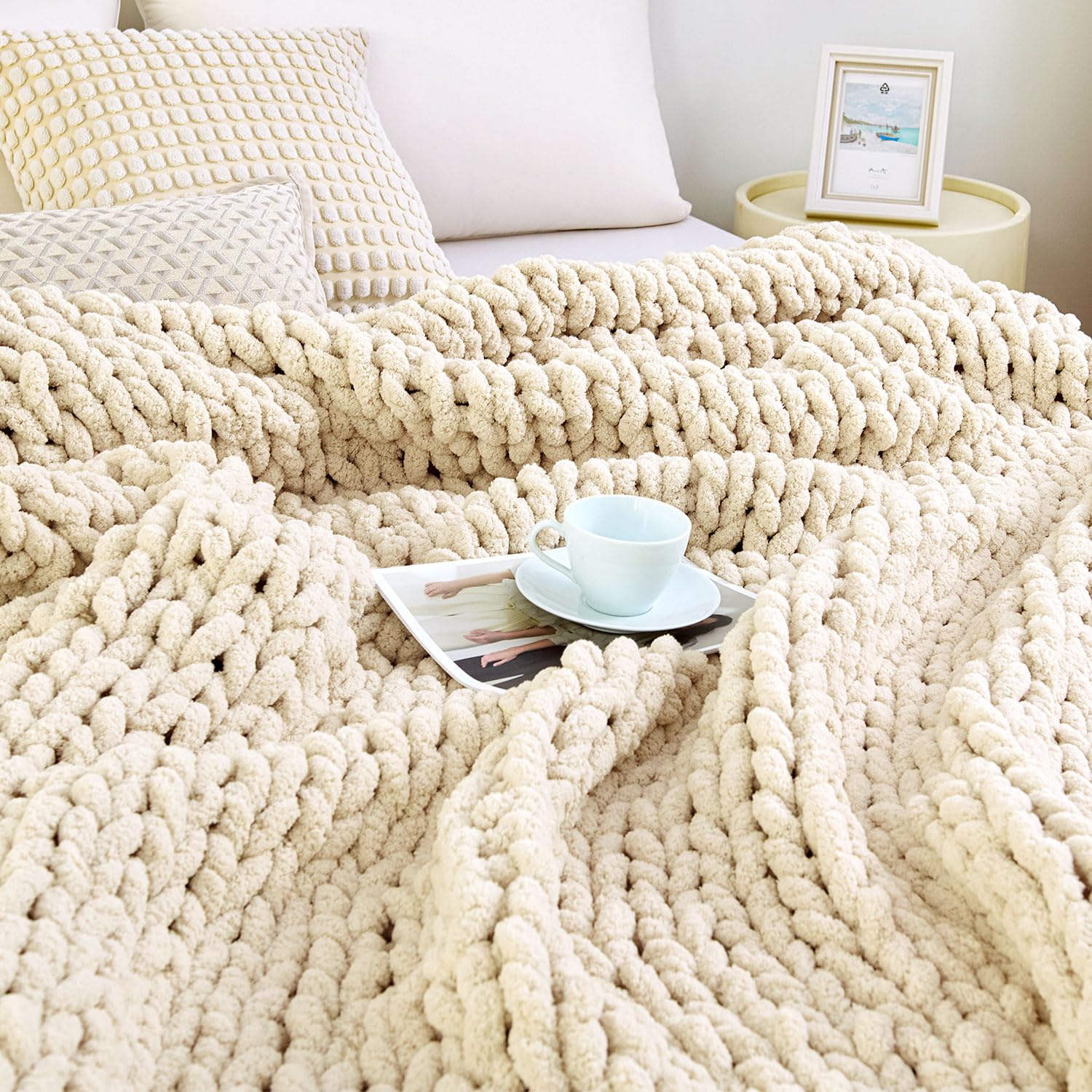 Amazon.com: Admitrack Chunky Knit Blanket Throw, 100% Hand Knit