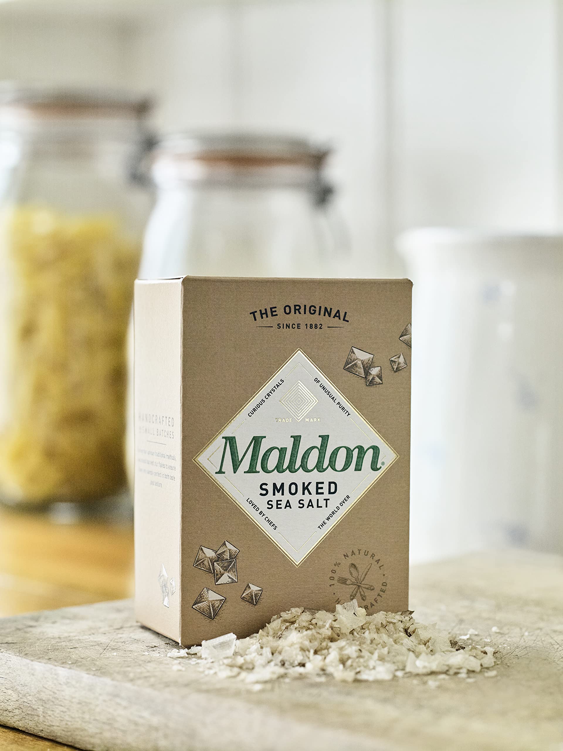 MALDON - Geräucherte Meersalzflocken 125g | Zart-knusprige Salzflocken mit feiner Rauchnote | Intensives und würziges Rauchsalz. Perfektes Rauchsalz für Fleisch, Fisch und Gemüse | Inhalt: 125g