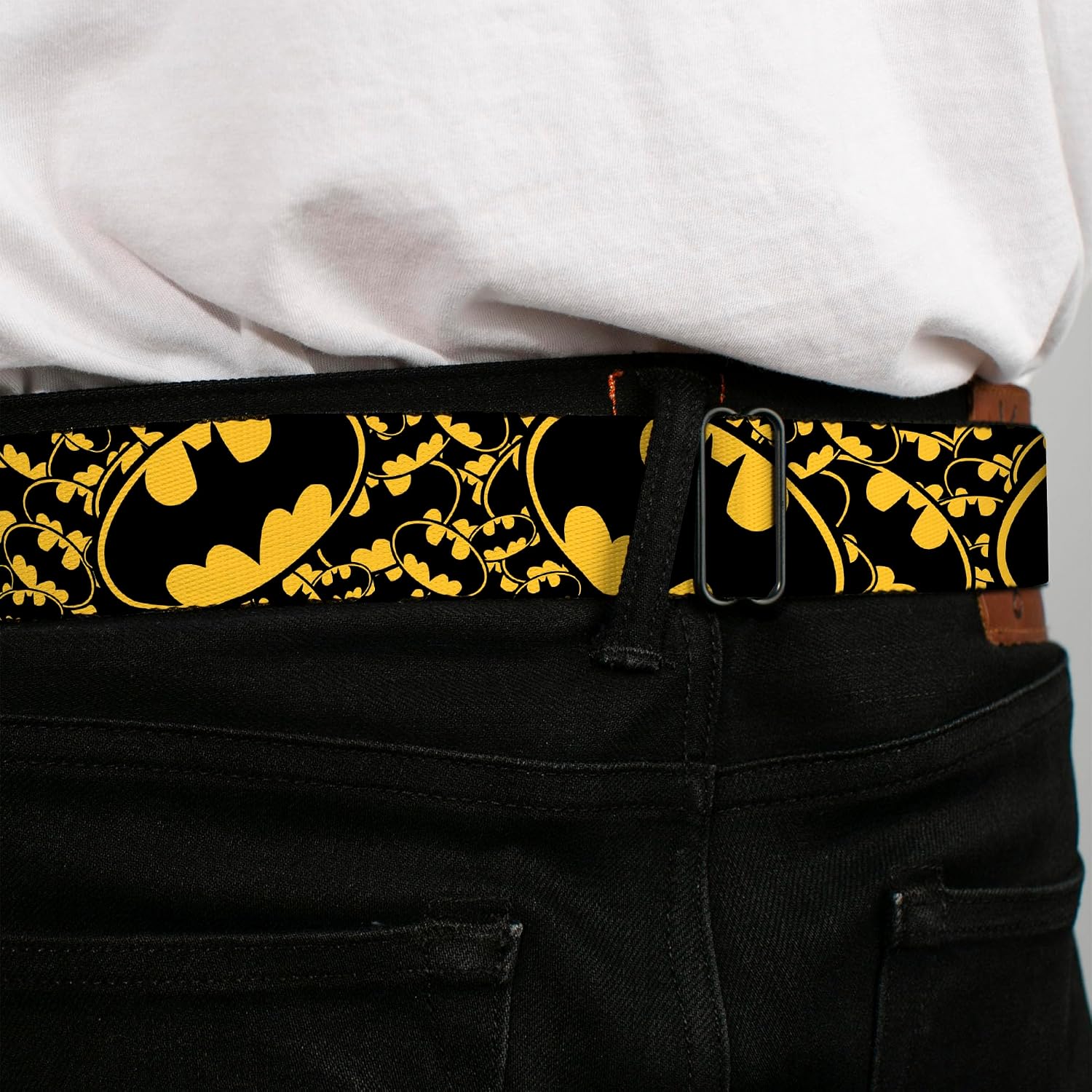 Buckle-Down Men's Seatbelt Belt Batman Kids, Bat Signals Stacked c/Blue Yellow/Black, 1.0" Wide-20-36 Inches