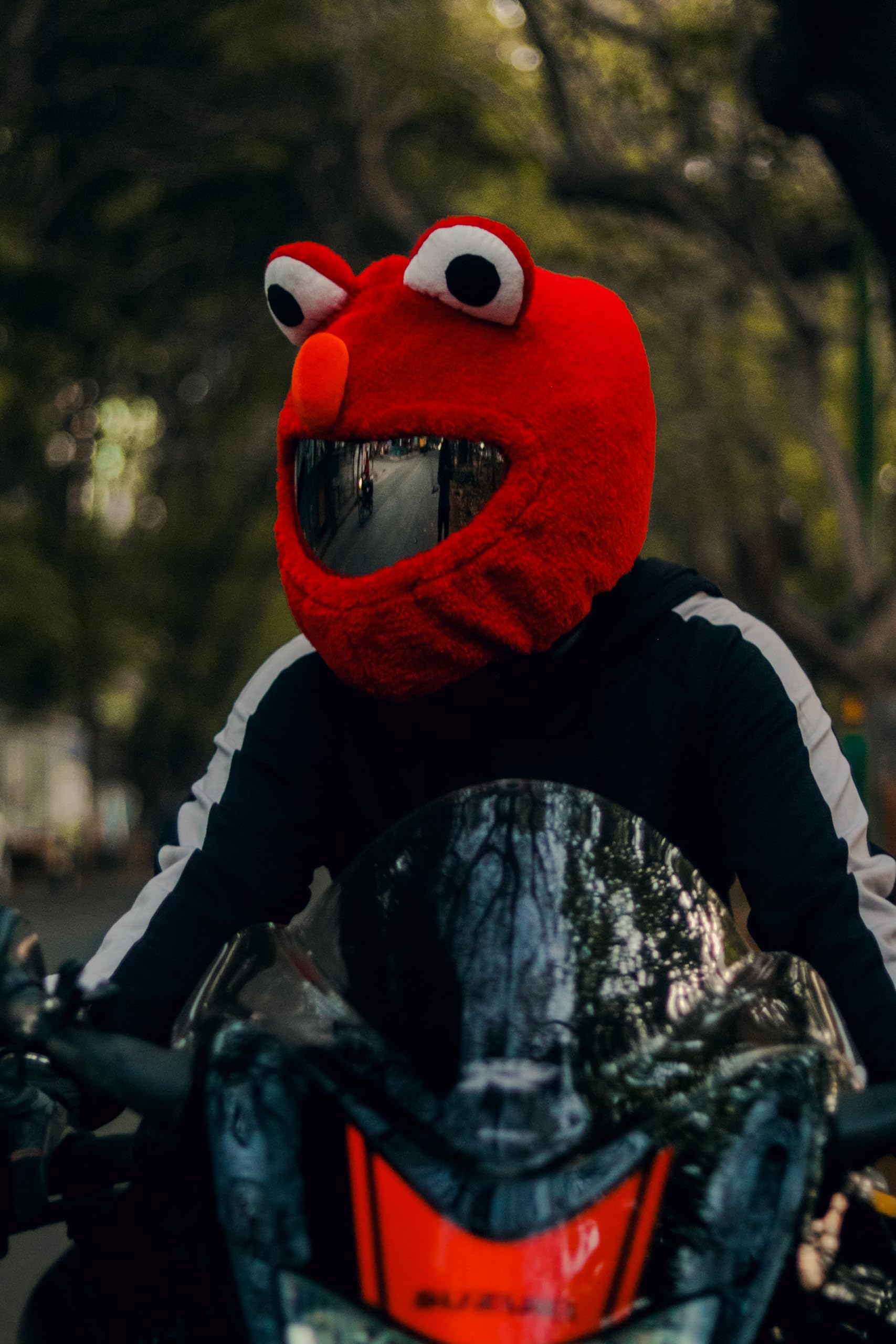 Headdy Gears Red Big Eyes Monster Helmet Cover 3