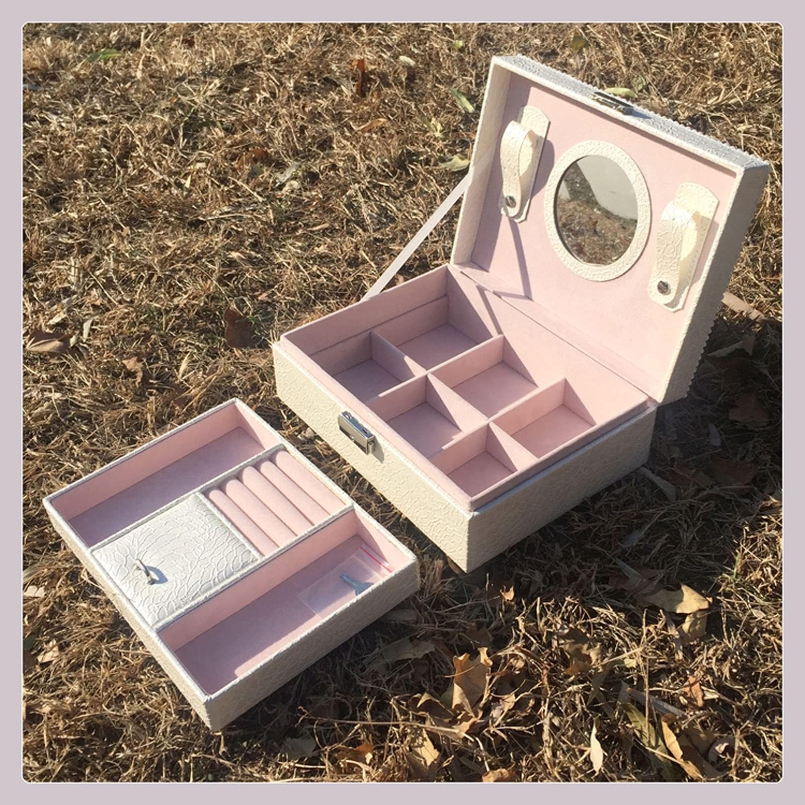 Jewelry Storage Box Creative Simple Pastoral Style Jewelry Box Small Jewelry Storage Box Leather Multilayer with Lock Gift for Woman Jewelry Display Stand