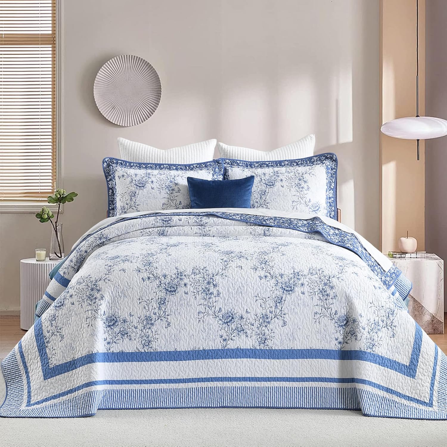 PANGUSHAN 128"×120" 100% Cotton Oversized Bedspread, California King Bedspread Reversible Vintage Floral Farmhouse XL Oversized Quilt Coverlet Bedding Set Lightweight Comforter, Blue