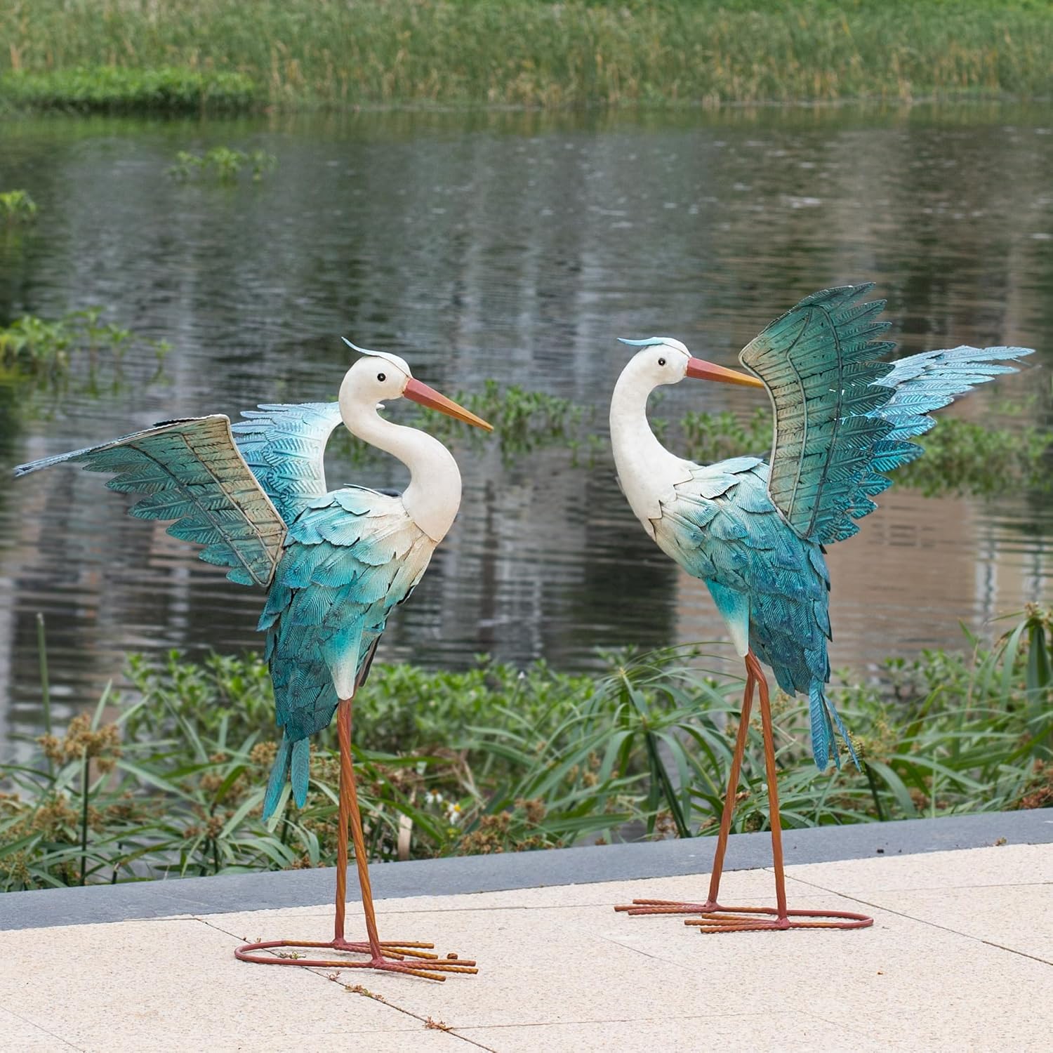 Natelf Garden Decor Blue Heron, Large Standing Metal Crane Garden Statue, Yard Art Lawn Ornaments for Yard Patio Porch Outside Decorations