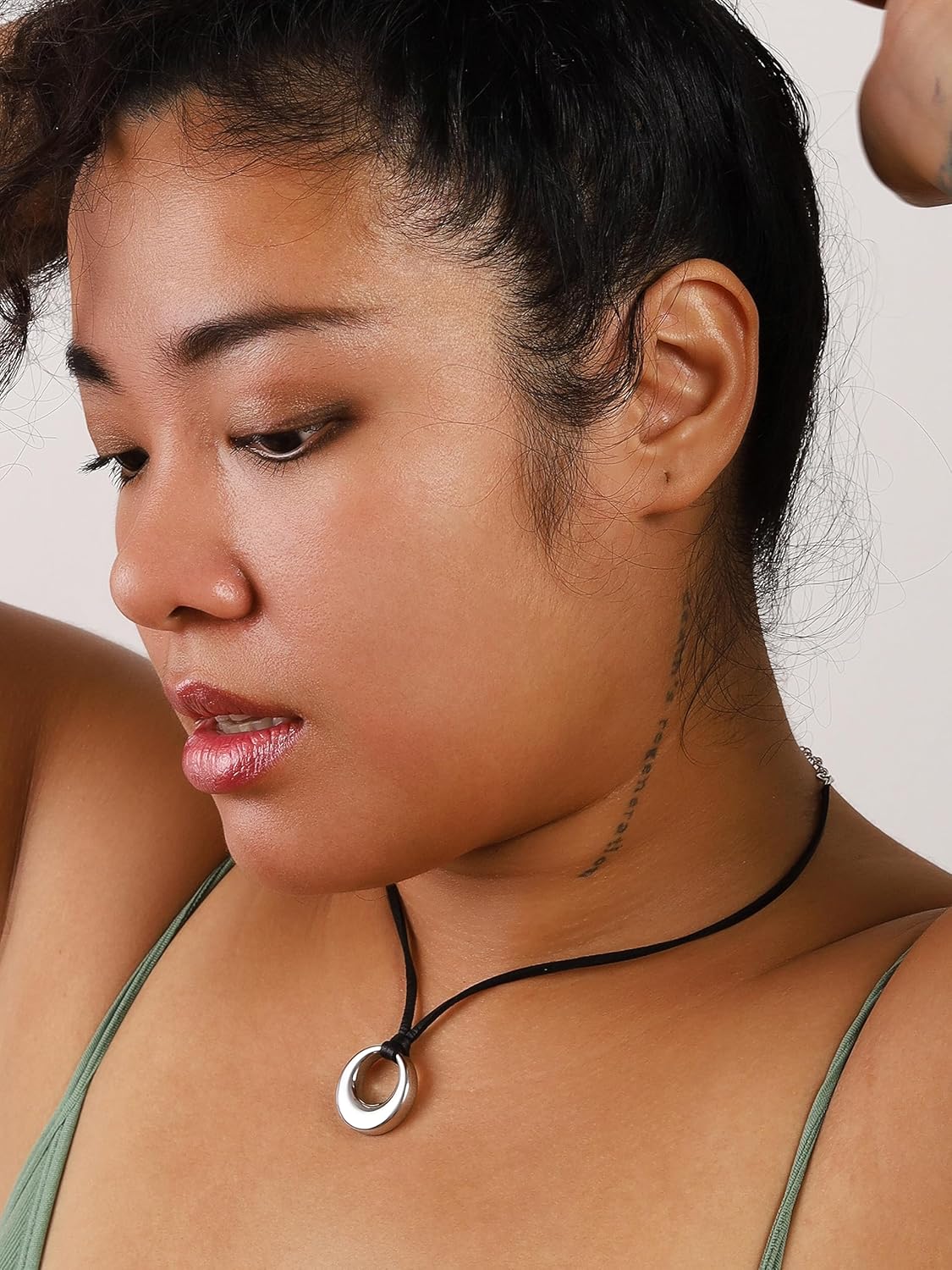 Sacina Gothic Boho Black O Ring Choker Necklace, Black Choker, Boho Emo Goth Necklace, Christmas Jewelry Gift For Women - Image 3