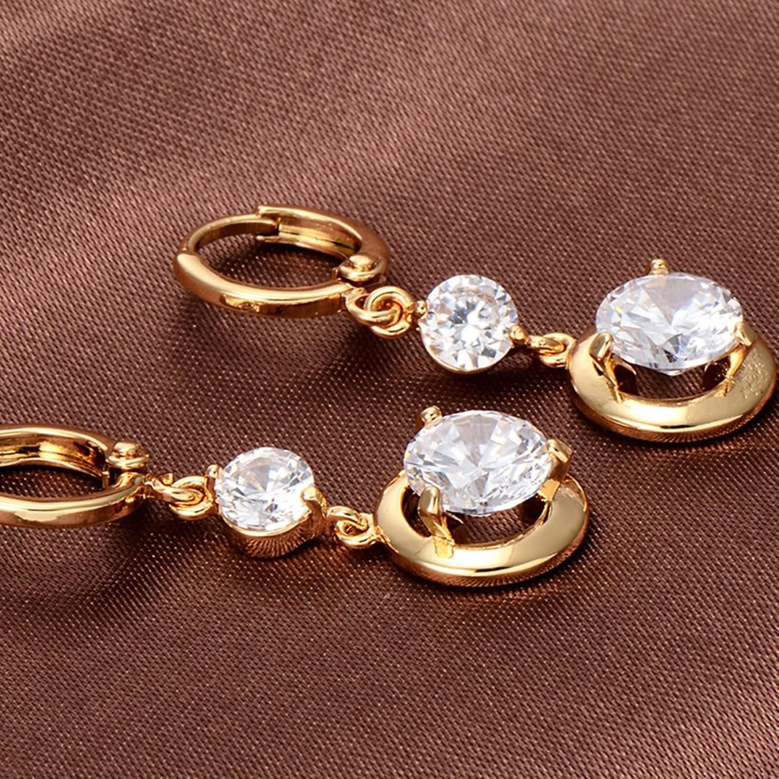 Ohrringe für Damen 9K / 14K / 18K Gelbgold, Rund mit Moissanit, Damen Ohrringe Gold Stecker