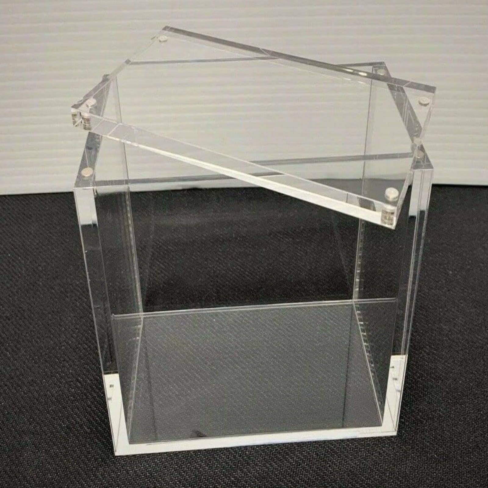 Vitrina acrílica transparente para caja de refuerzo TCG, almacenamiento apilable de 4 mm de grosor con cierre seguro, a prueba de polvo y humedad (2)