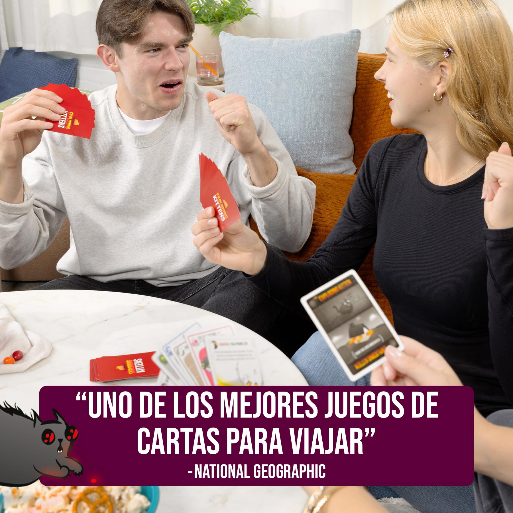 Asmodee Exploding Kittens Party Pack, Juego de Cartas de Estrategia Estilo Ruleta Rusa para Fiestas y Grupos Grandes, A Partir de 7 Años, De 2 a 10 Jugadores, 15 Minutos por Partida, Español