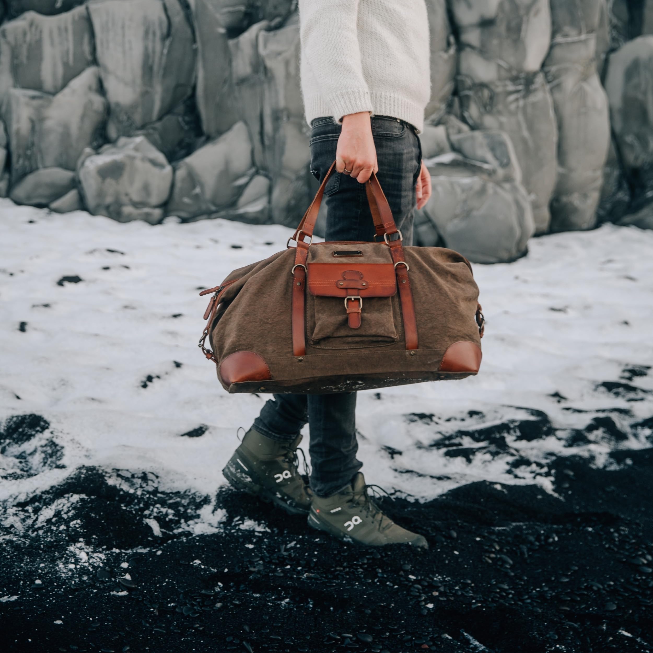DRAKENSBERG Reisetasche 'Sam' - Weekender, Wochenend- und Sport-Tasche im Vintage-Retro-Design, Damen, Herren, nachhaltig handgemacht, Canvas, Leder, 50L, Olivgrün, DR00143