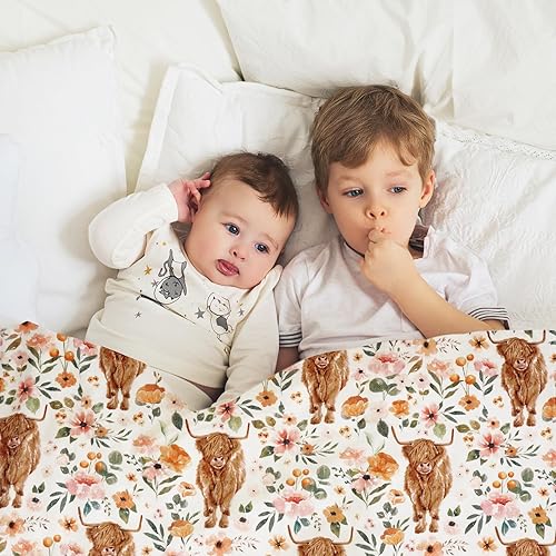 Miniatura 7 de Manta de franela mullida de vaca de las montañas florales de 60 x 50 pulgadas, manta de granja de acuarela con flores y vacas para el hogar, silla,