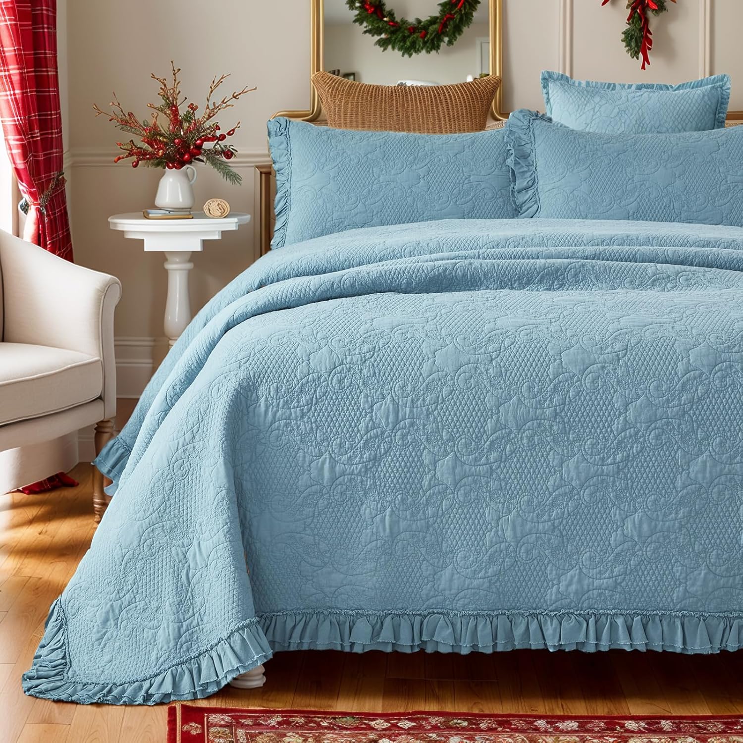 Brandream Queen Size Quilt Set Cotton Blue Quilts Shabby Chic Bedding Paisley Matelasse Coverlet Set Ruffle Bedspreads 3-Piece