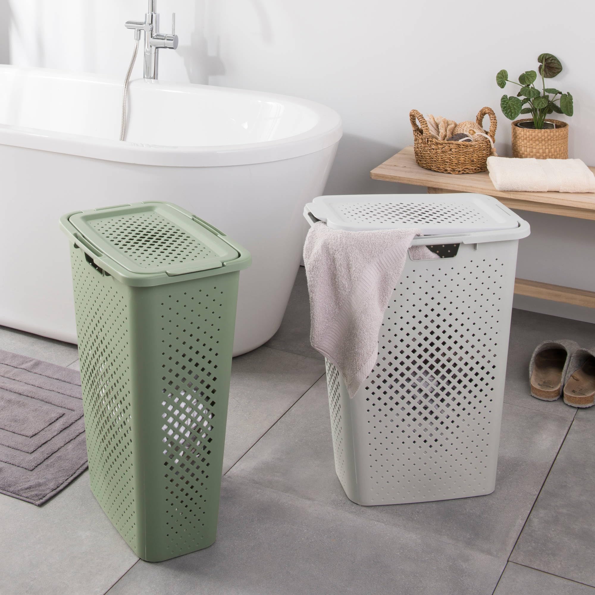 SUNDIS Pixel, Wäschekorb mit deckel 40l, aus Kunststoff, wollweiß | Ideal für kleine Räume, 2 seitliche Griffe und 1 Griff an der Unterseite, Belüftung an allen 4 Seiten