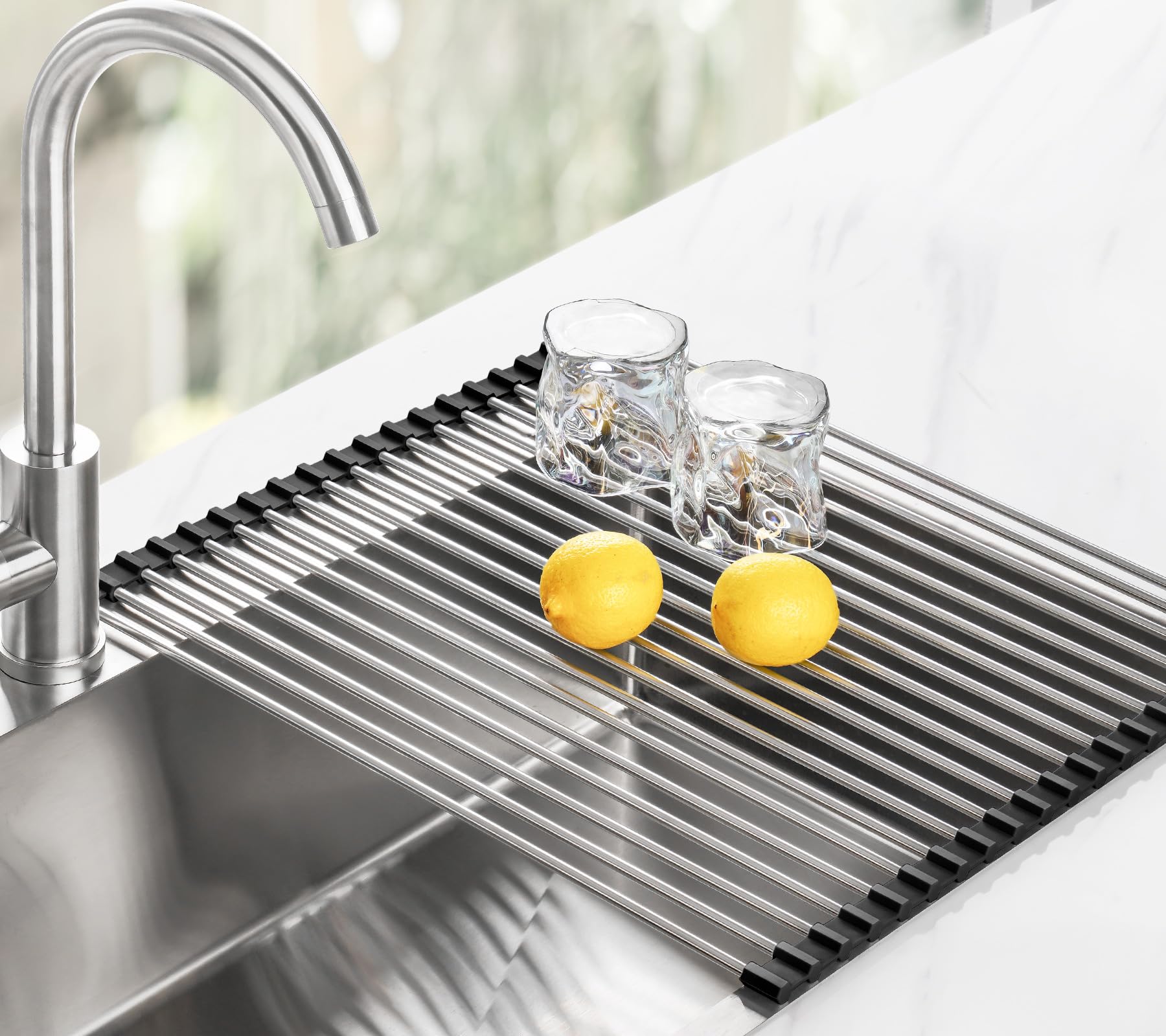 Tomorotec Scolapiatti arrotolabile da 53,3 x 39,4 cm, per lavello, accessorio per lavello da cucina, organizer multiuso, scolapiatti pieghevole in acciaio inox