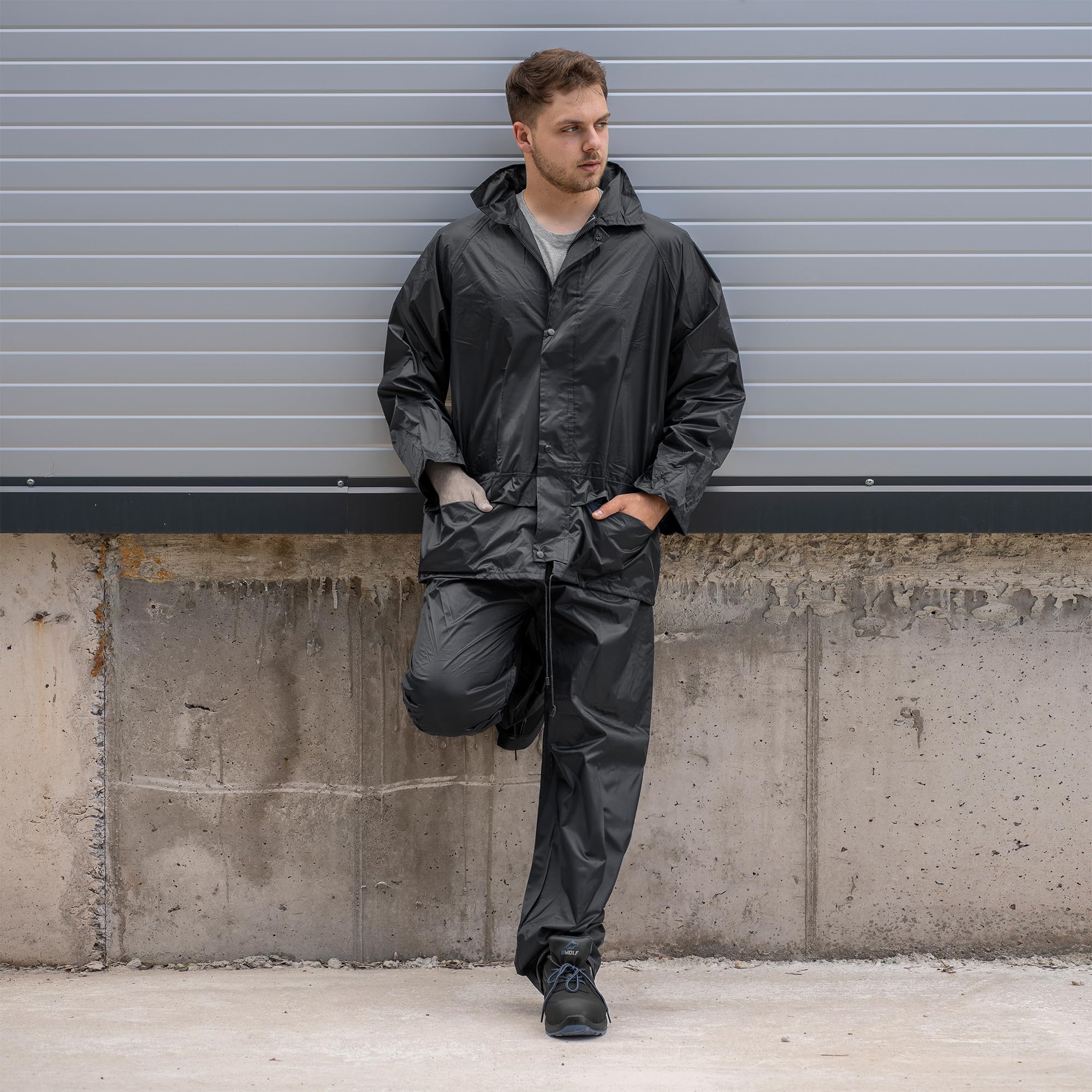 BWOLF Himalaya - Tuta antipioggia da uomo, a maniche lunghe, impermeabile, con elastico in vita, giacca con cappuccio, giacca antipioggia + pantaloni da pioggia, 2 tasche