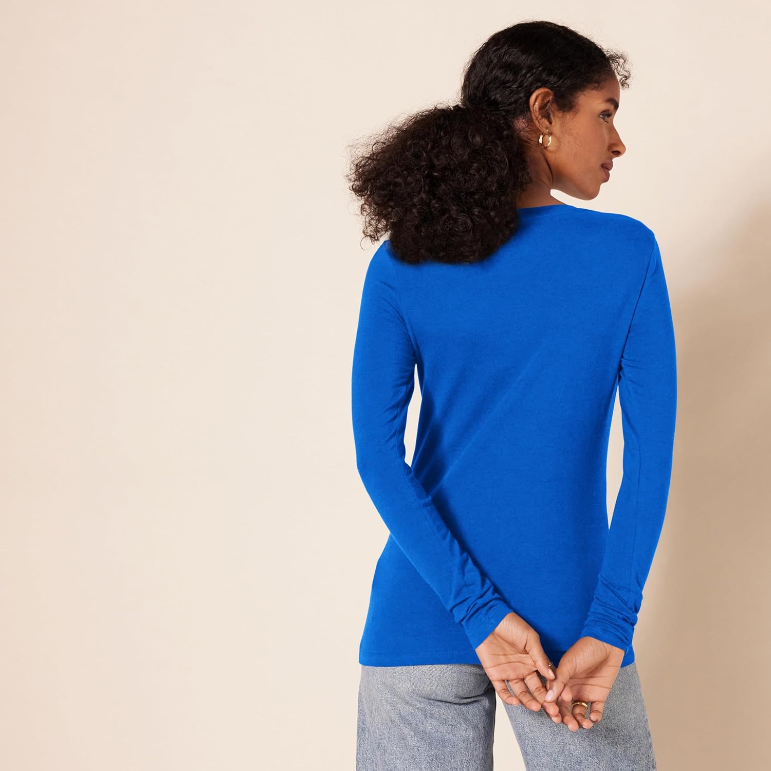 Amazon Essentials Women's Regular-Fit Long-Sleeve Crewneck T-Shirt (Available in Plus Size) - Image 3