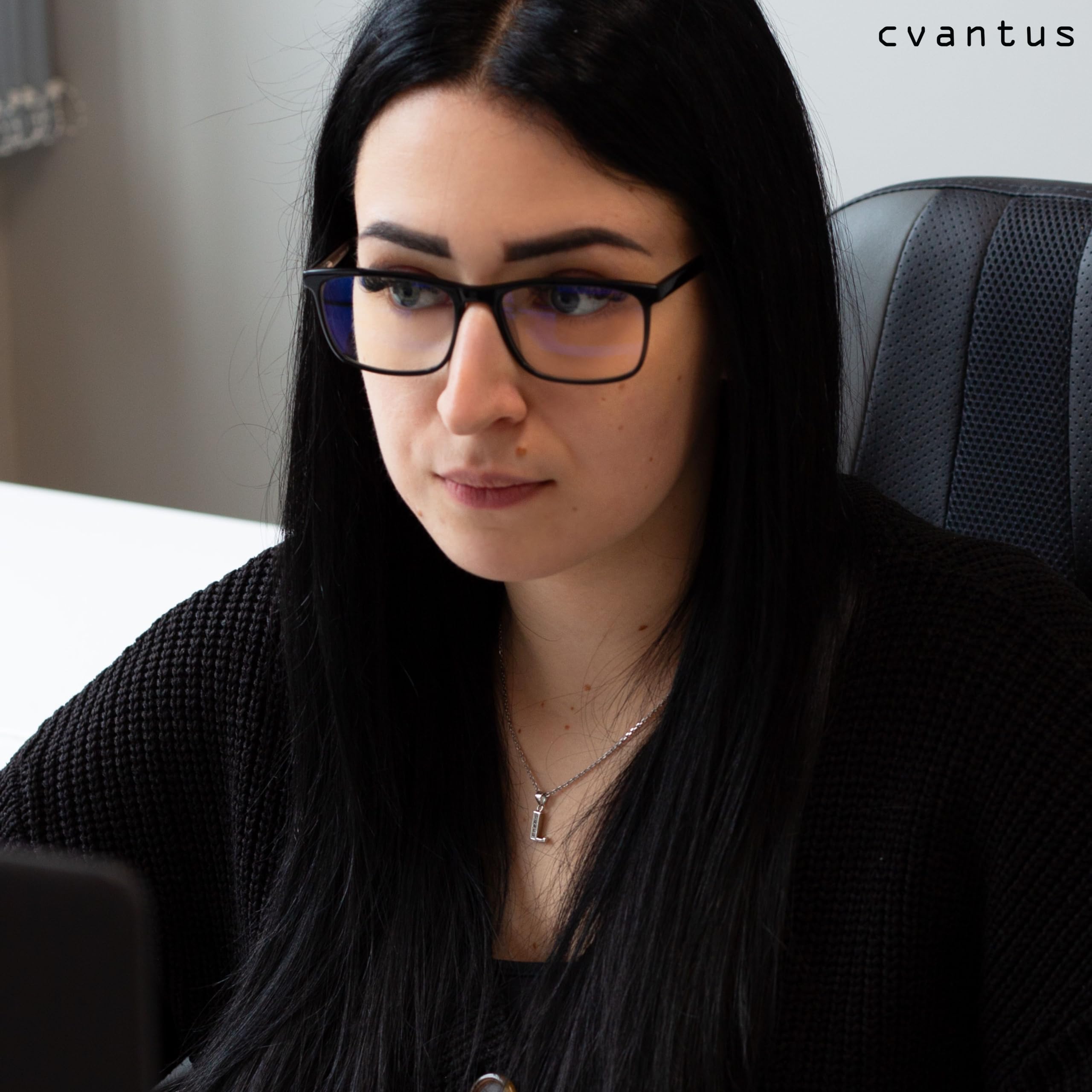 Cvantus Premium Blaulichtfilter Brille Herren & Damen | Blaulicht- und UV-Blocker, Antireflex, Antistatisch | Schwarz Blaulichtfilter Brille Quadratisch | Verschreibungsqualität, Gemacht von Optikern