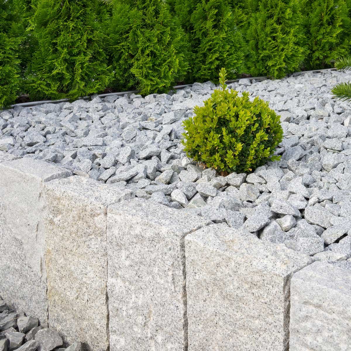 Granitmauerstein Granit Bord Rand Kante Palisade Stein Gehweg Straße Natur Steine Grau 40 x 20 x 10cm 1.000kg / 1 Palette