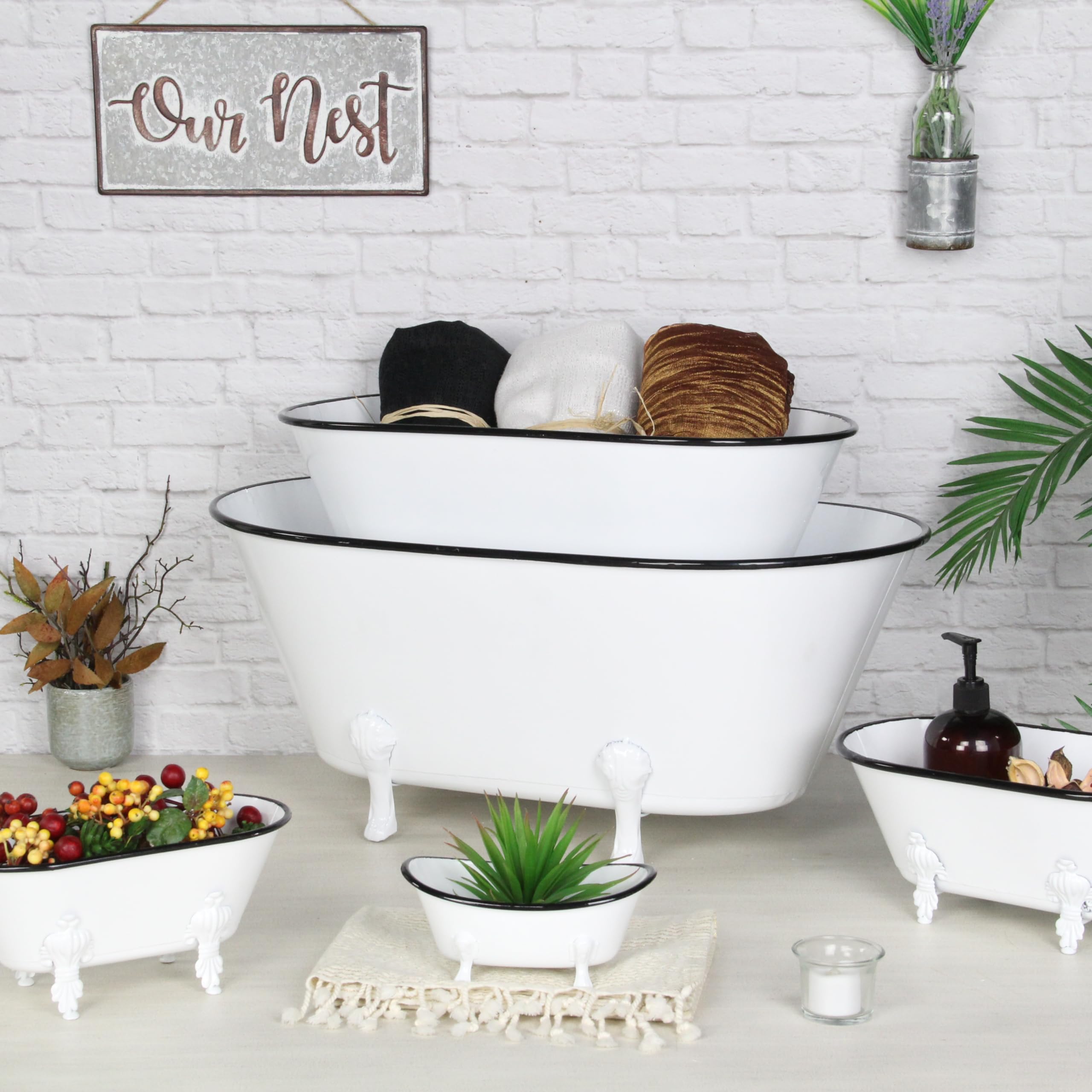 Amazon.com: Cheungs Lavande Metal Fleur-de-Lis Mini Tub Decor - White :  Home & Kitchen