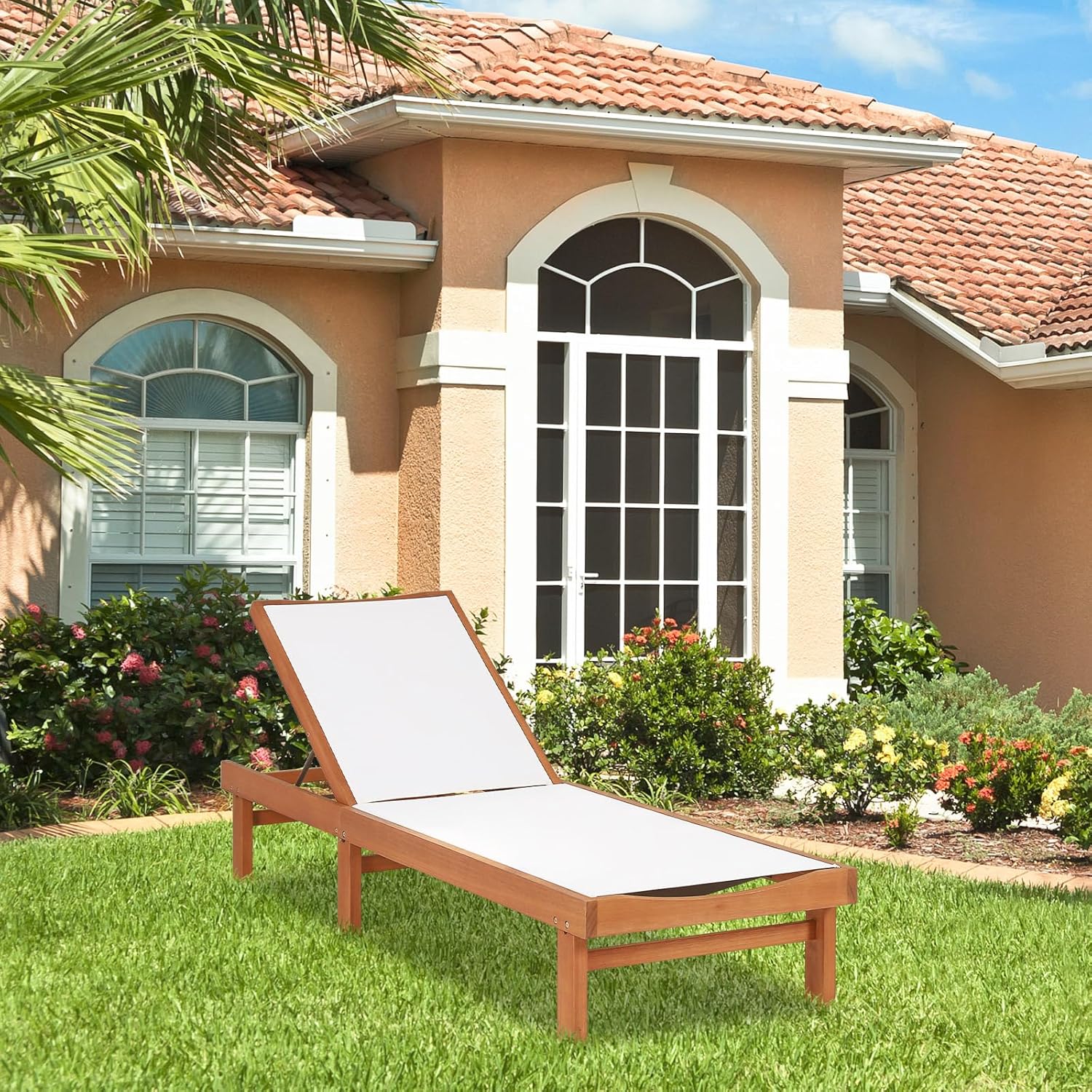 LDAILY Moccha Outdoor Chaise Lounge Chair, Patio Recliner Chaise Lounge with 5 Positions Backrest, Eucalyptus Wood Reclining Lounge Chair with Breathable Fabric for Backyard, Poolside, Lawn, White