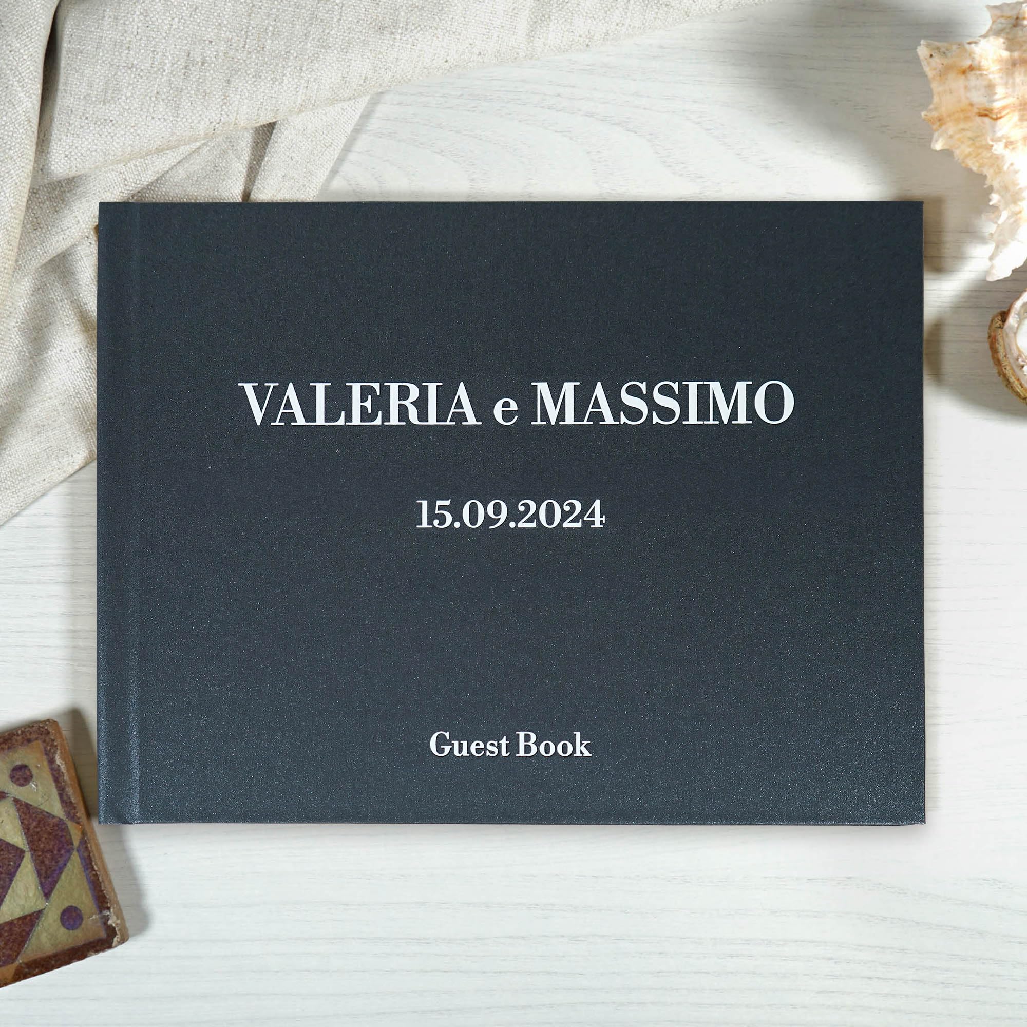 PHOTOCITY Libro degli Ospiti Matrimonio, Guest Book Matrimonio Personalizzato, Copertina Rigida Personalizzabile con Effetto 3D, Interno Bianco per Le dediche (Matrimonio/Anniversario)