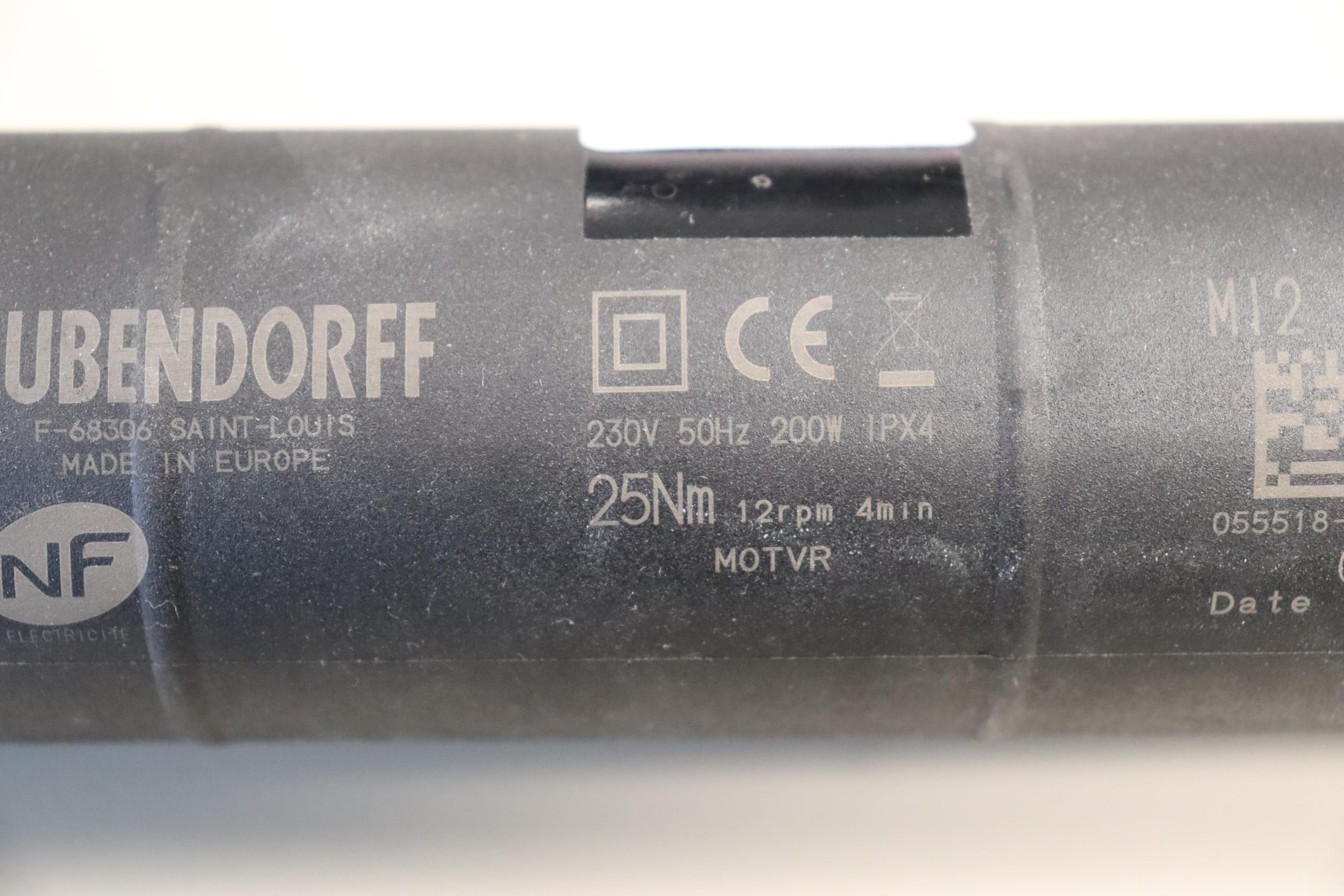 Moteur 25 Nm Filaire Universel Bubendorff - MI2 12 RPM - Tube Ø60 mm - Fins de Course Automatiques - Compatible Volets Roulants