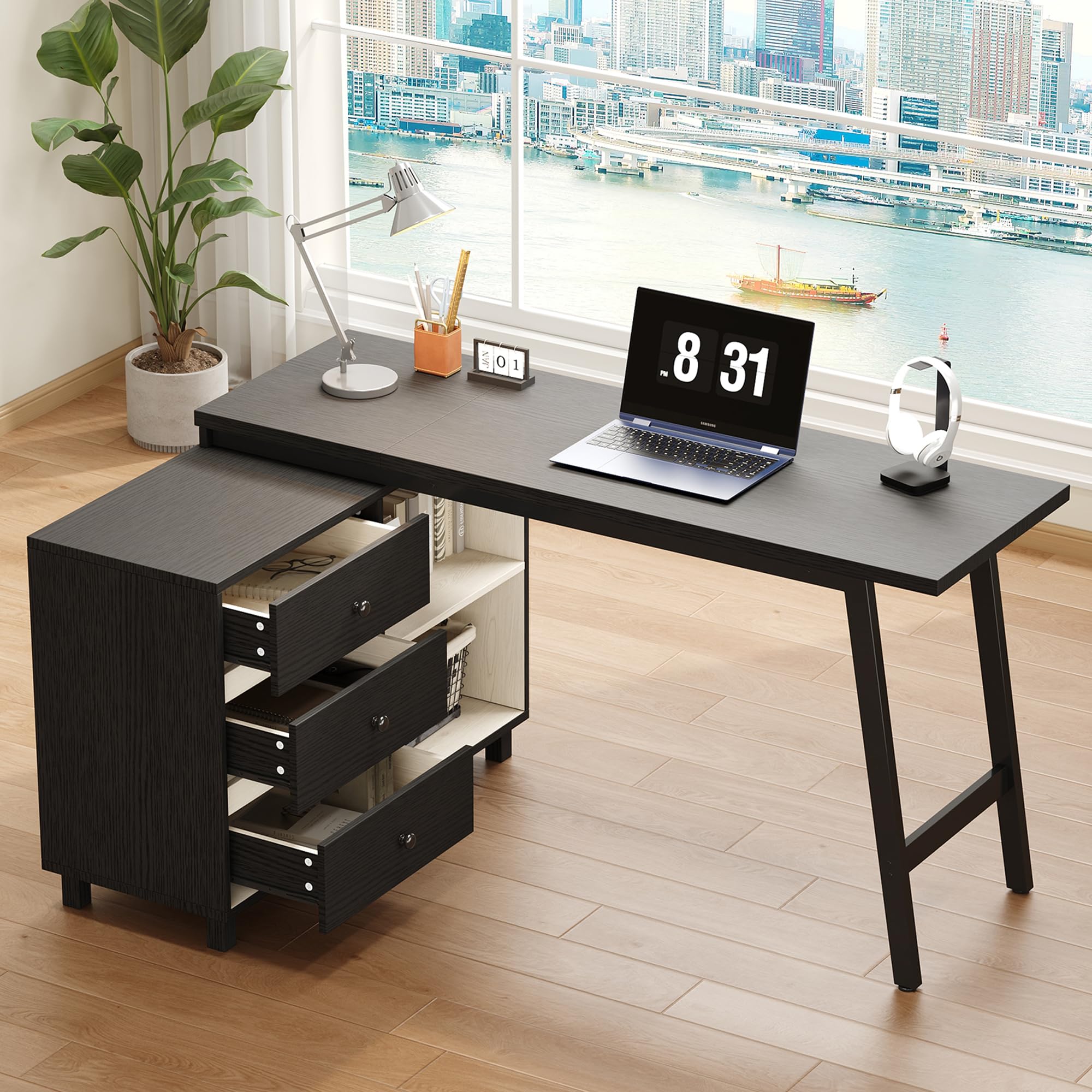 Merax Bureau d’Angle 150 x 100 cm avec 3 Tiroirs et Étagères Ouvertes, Grand Bureau Informatique en L avec Structure Métal, Table de Bureau Moderne pour Télétravail, Étude et Gaming, Noir et Blanc