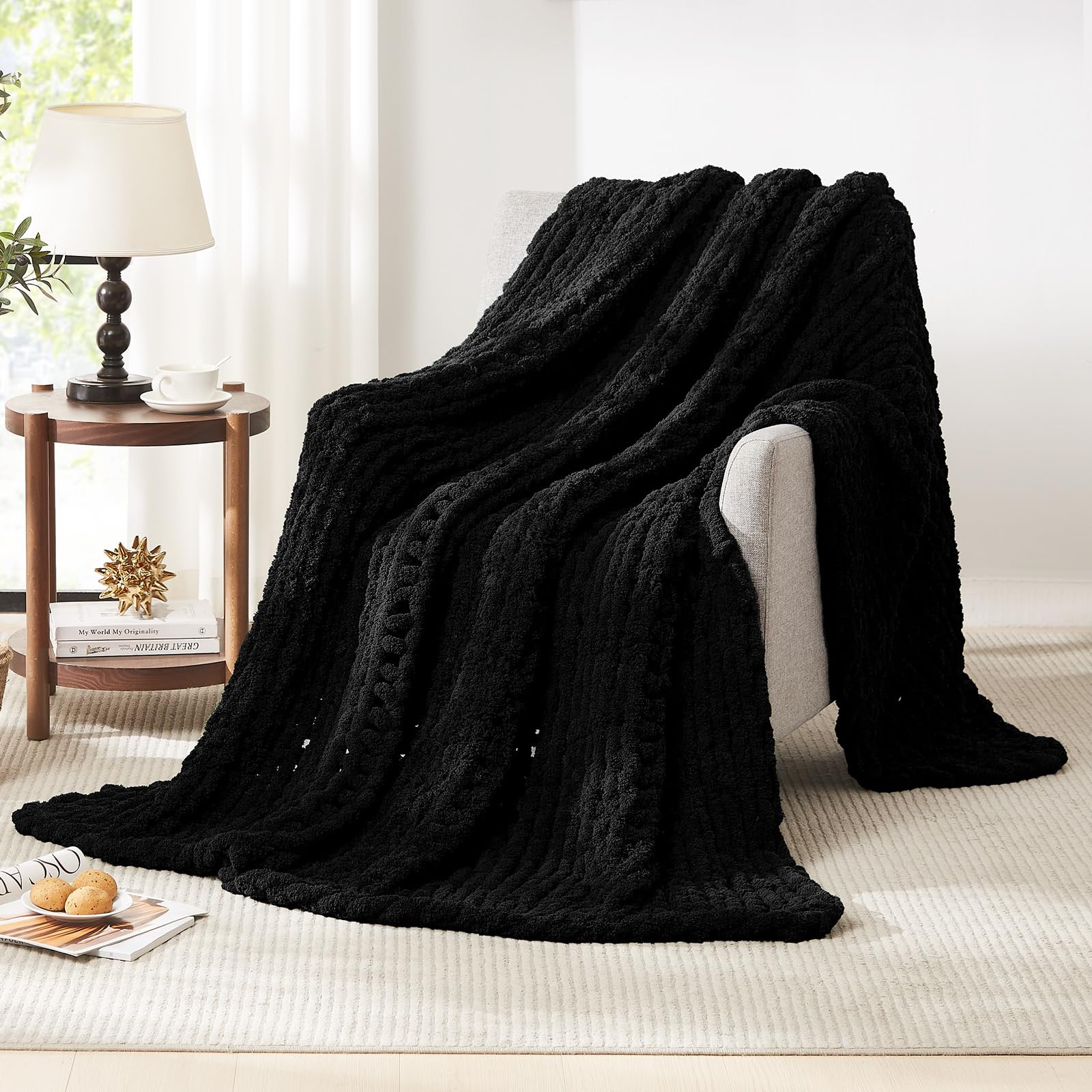 L'AGRATY Chunky Knit Blanket Throw,Soft Chenille Yarn Throw Blanket 200x220cm，Handmade Cable Knit Crochet Blanket,Large Knit Blankets Throw Blanket for Couch Sofa Bed Home Decor (Super King,Black)