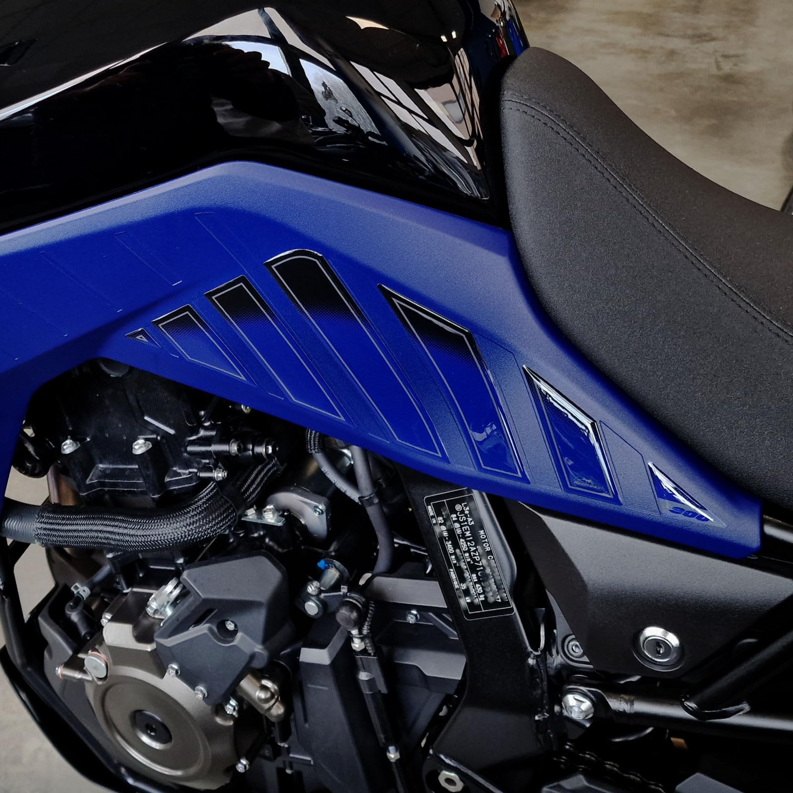 Resin Bike Aufkleber Set Für Suzuki V-Strom 800 SE 2023-2024 – 3D Harz Tank-Schutzfolie | Kratzschutz & Dekoration