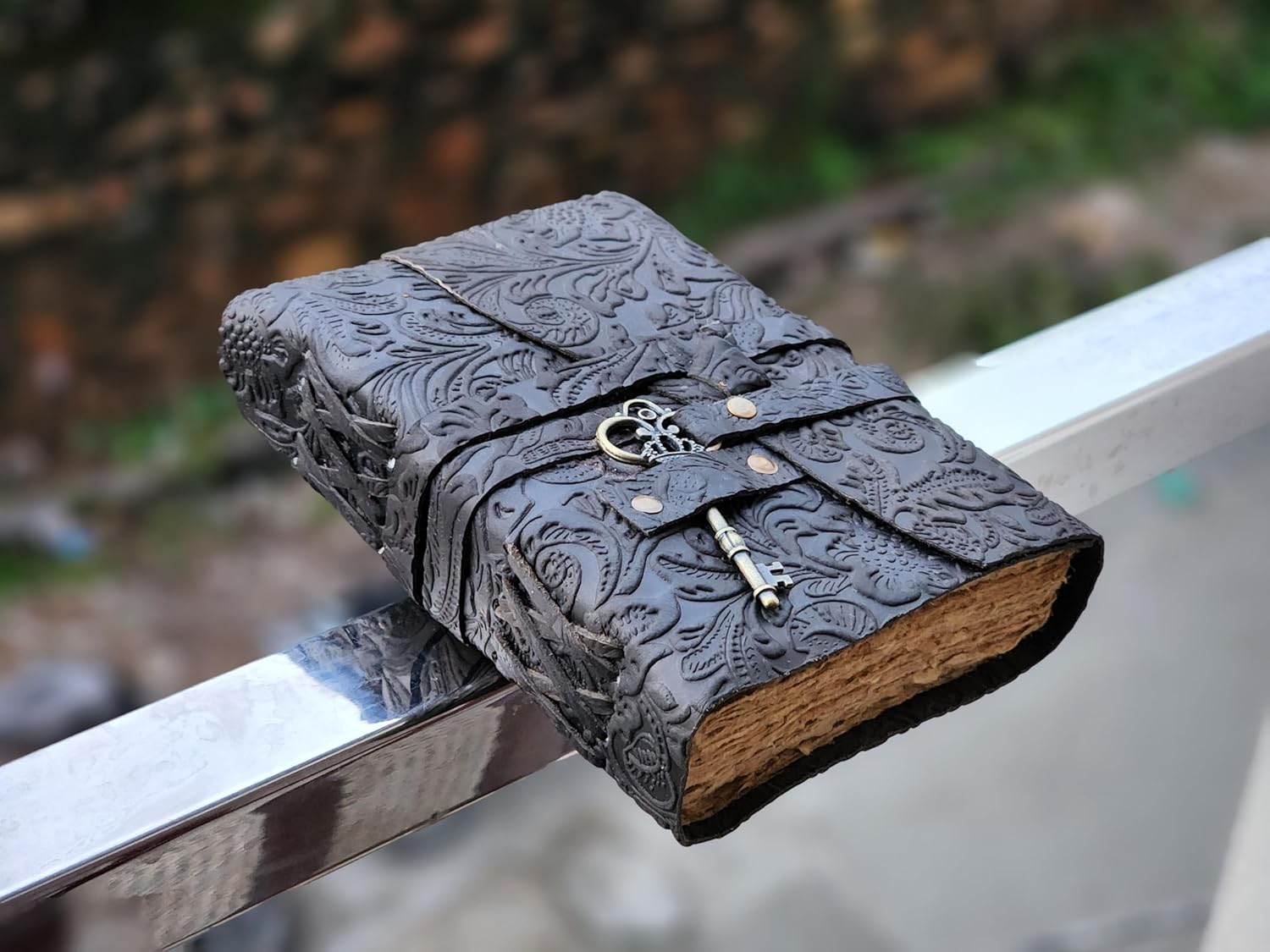 Embossed Leather Journal with Antique Key Vintage Pages Handmade Journal Leather Sketchbook Notepad Leather Travel Journal Book of Shadows Leather grimoire (Black, 7x5 Inch)