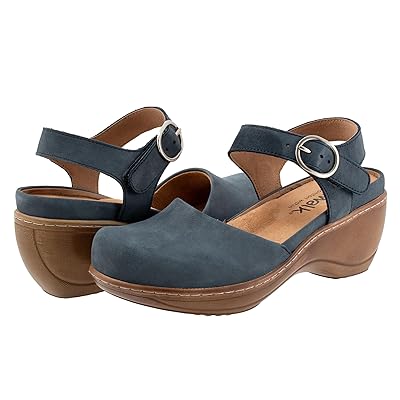 SoftWalk Mabelle Women
