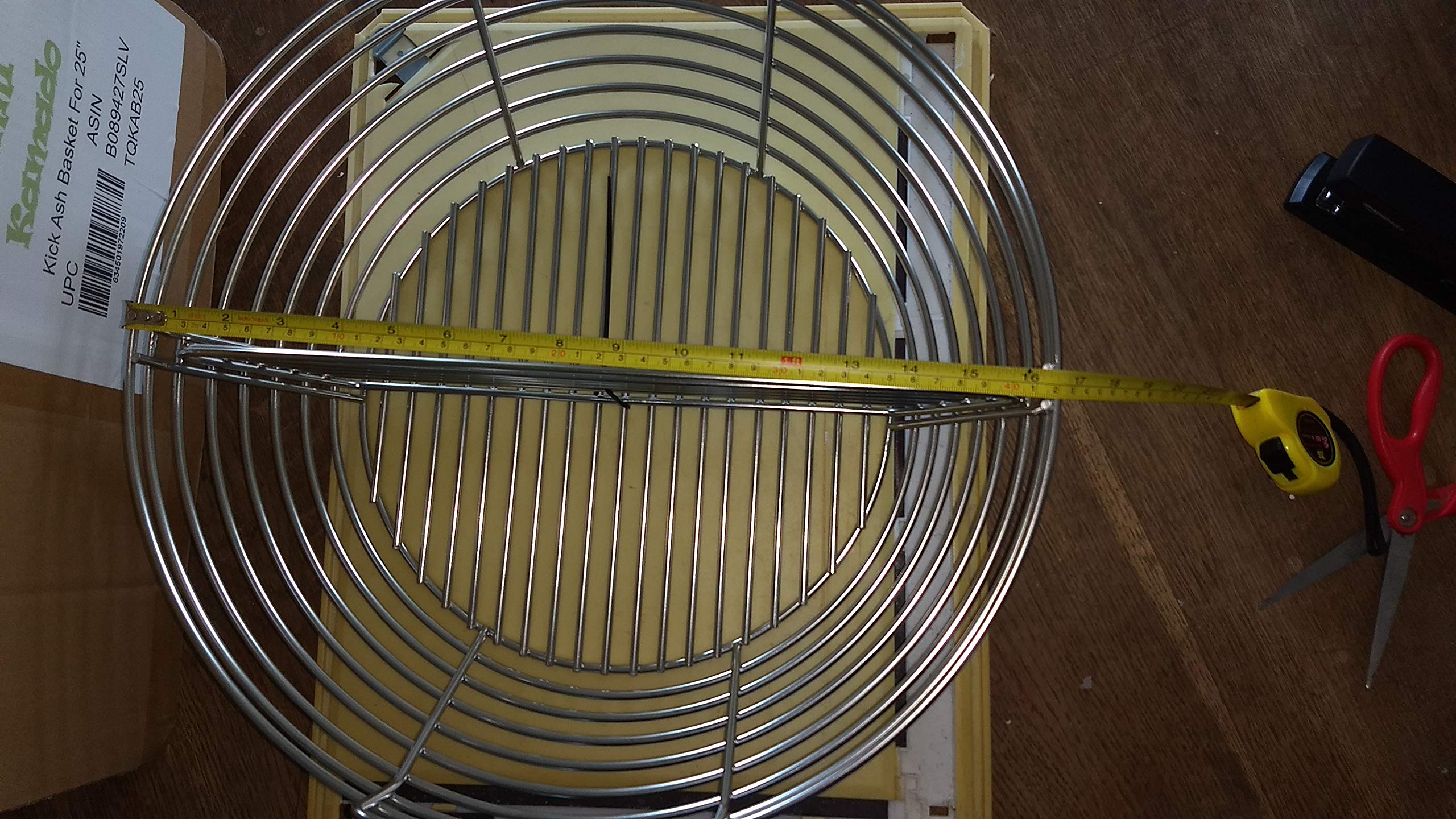 YNNI KAMADO TQKAB25 Panier à cendres pour grilles de 63,5 cm + Grille de séparation centrale amovible