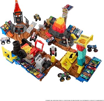 Hot Wheels HNB90 Monster Truck, Fire Crash Challenge, Mini Car Play Set, Includes 1 Monster Truck, For Ages 4 and Up