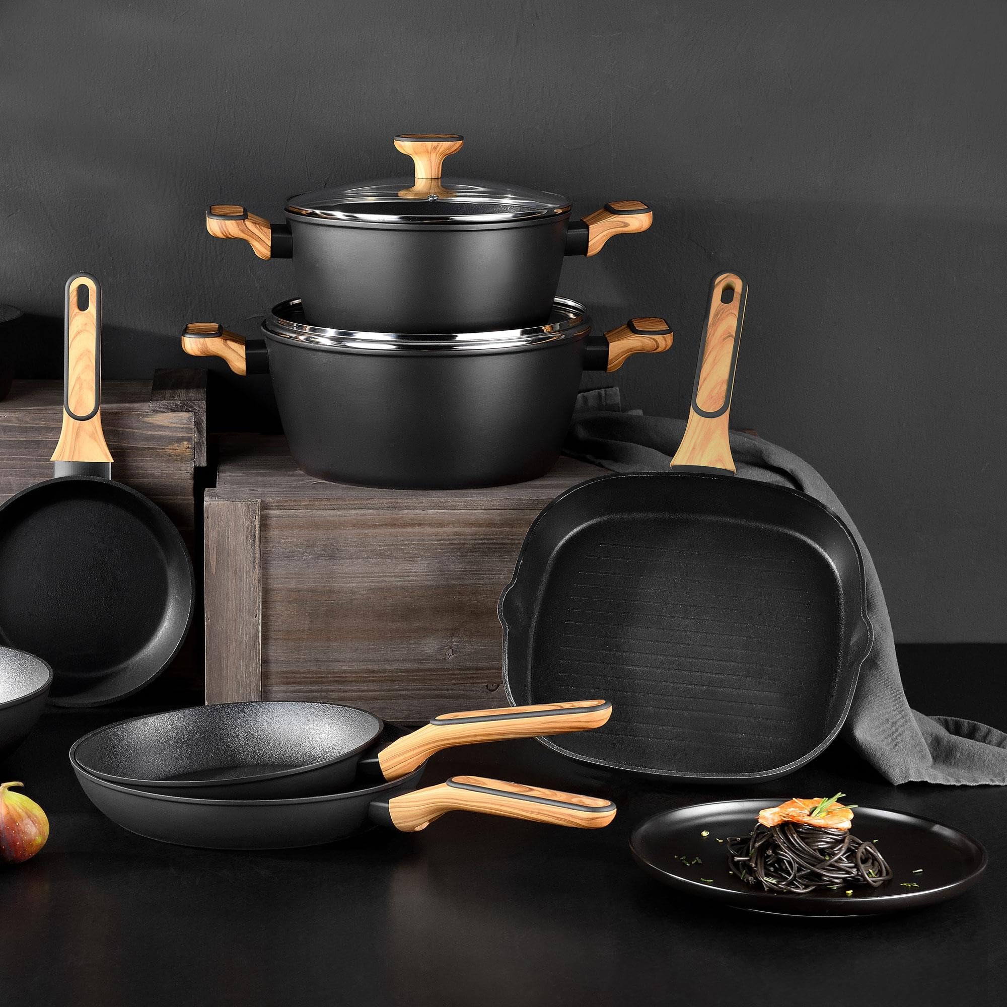 Bergner Charcoal Cacerola con tapa de Ø24cm de 4L en Aluminio forjado Antiadherente