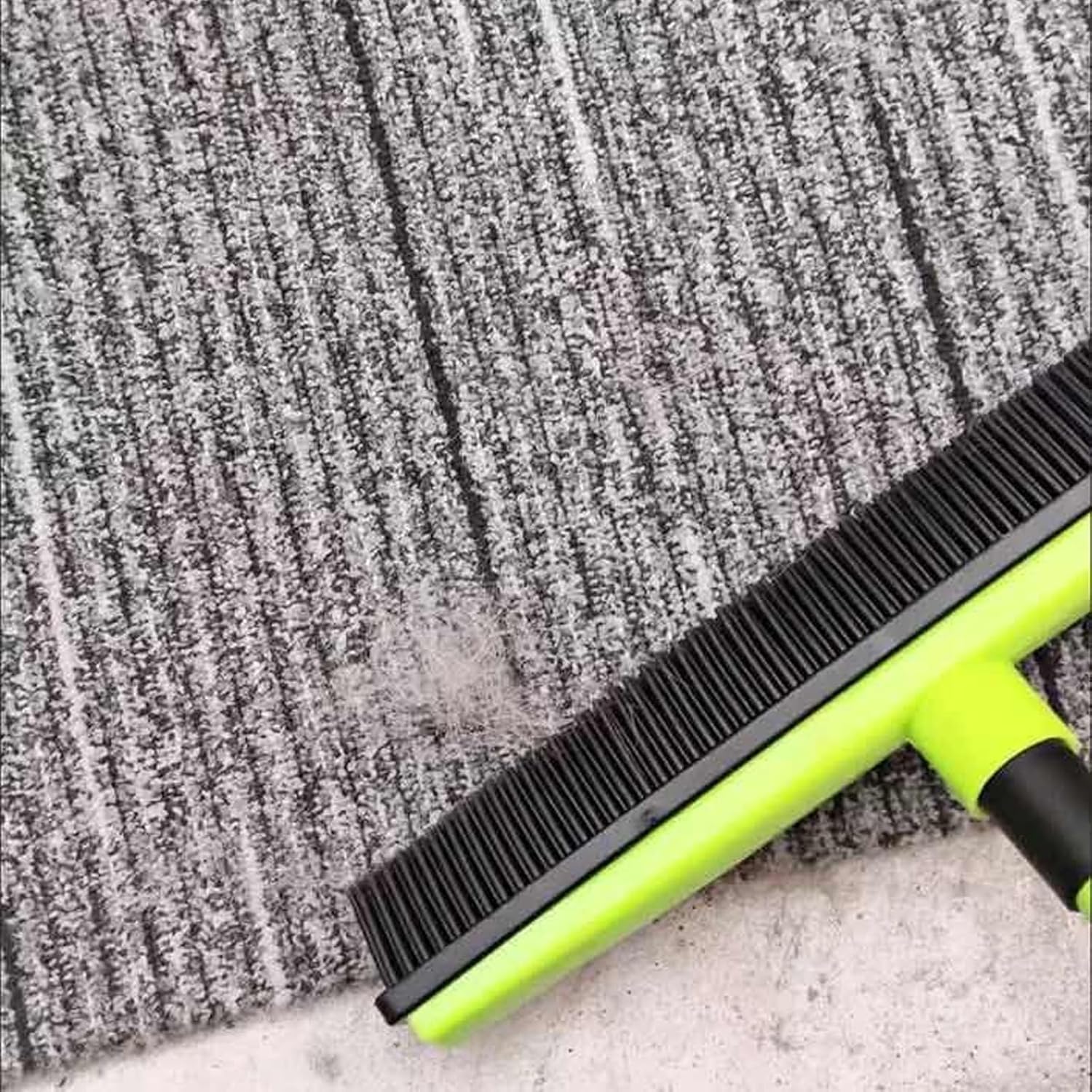 American Standard 6590.501.020 Washbrook Top Spud Urinal with 0.5 Gpf Manual Flush Valve