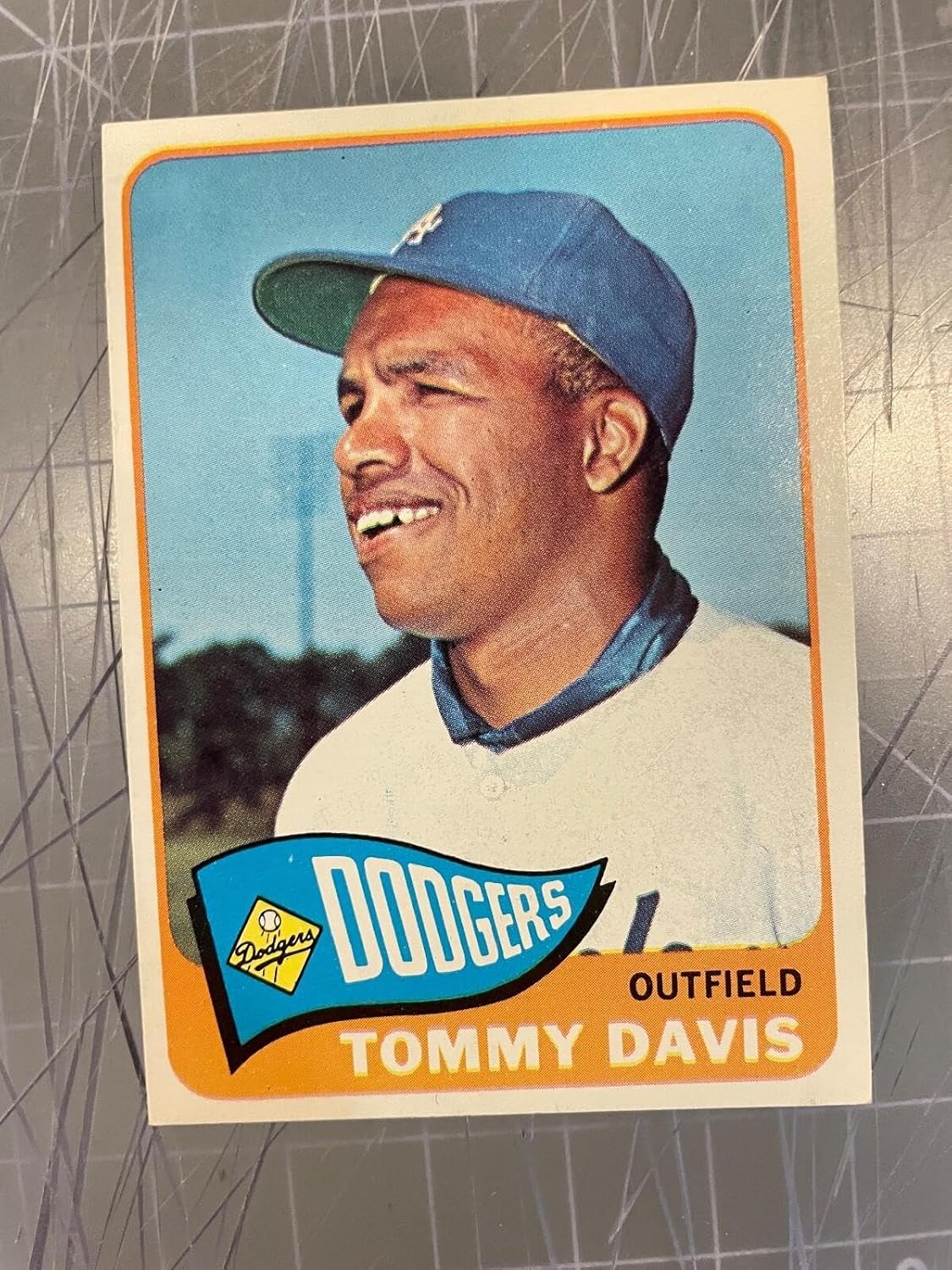1965 Topps #370 Tommy Davis Los Angeles Dodgers Baseball Card Nm+ - Slabbed Baseball Cards