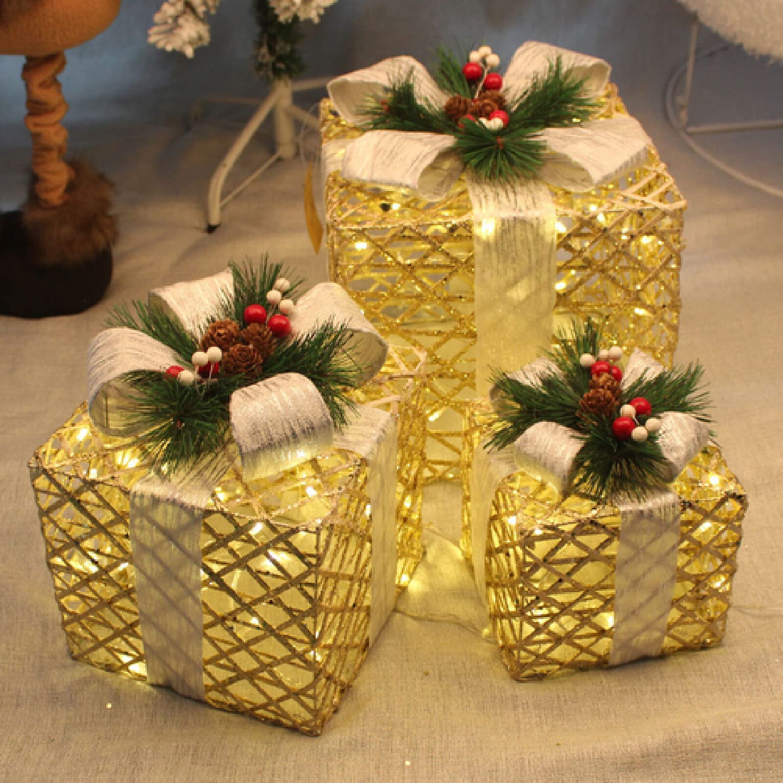 Cajas de regalo para Navidad, Juego de 3 cajas iluminadas con lazos, arte del hierro LED, decoración iluminada de ratán, cajas iluminadas for regalos al aire libre for decoraciones navideñas en el hog